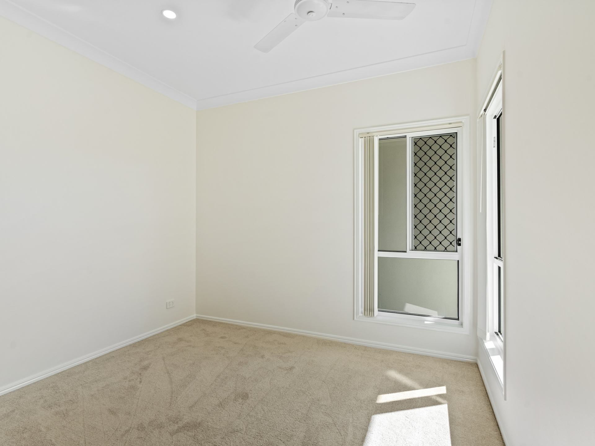 12 Isdell Court, UPPER COOMERA