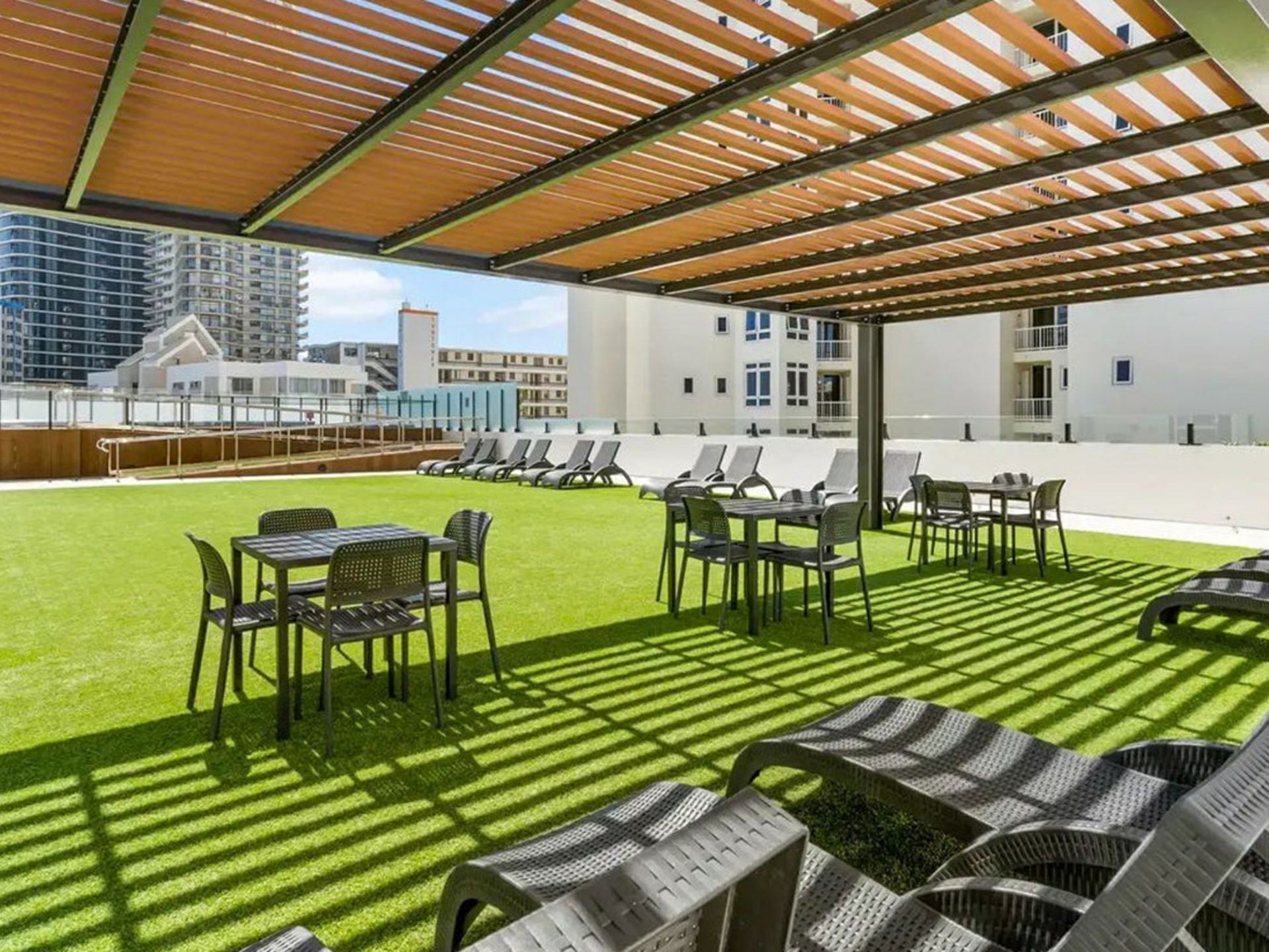 512/22 View Avenue, Surfers Paradise