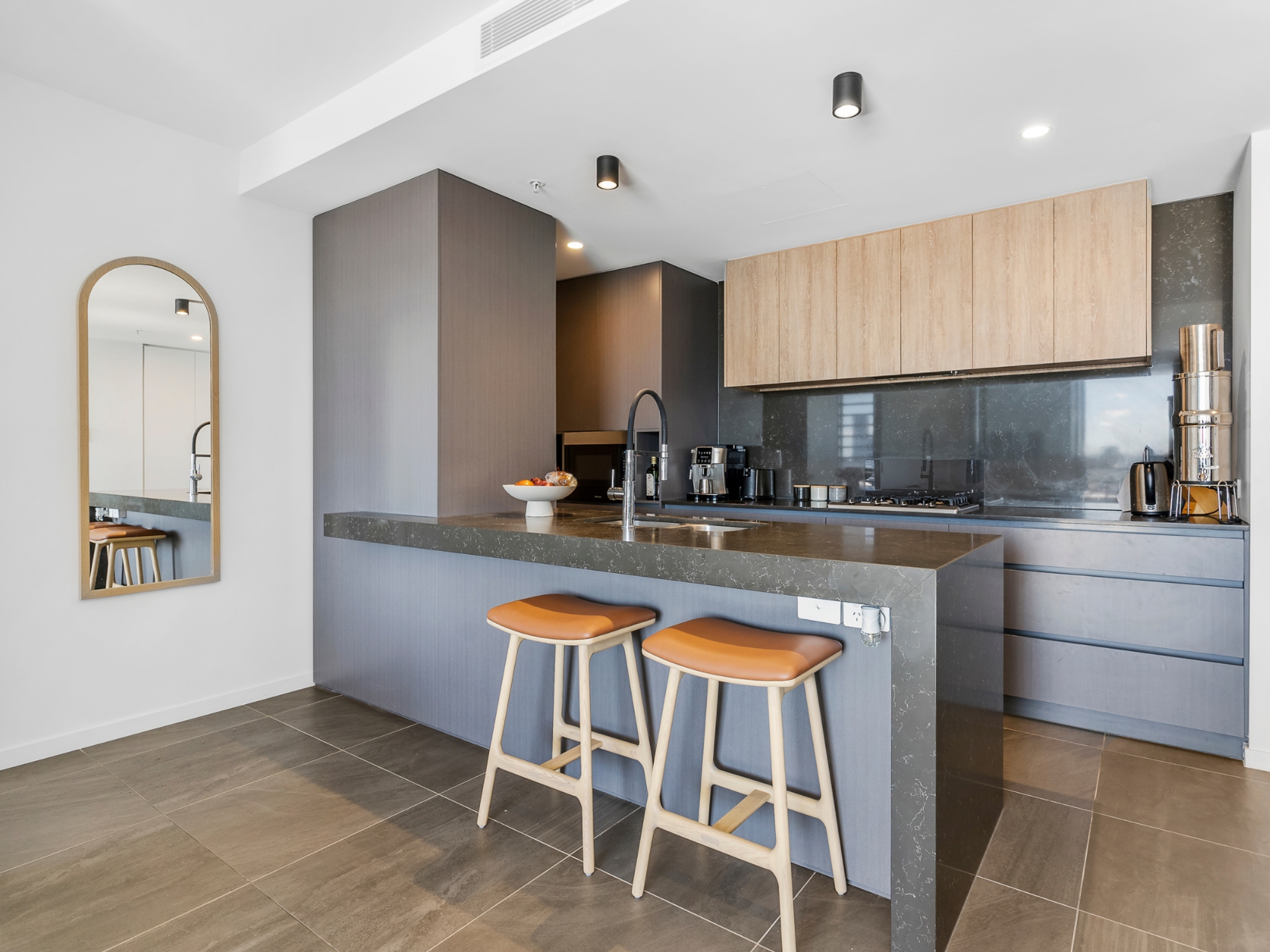 504/28 Dalpura Street — photo 5 of 20