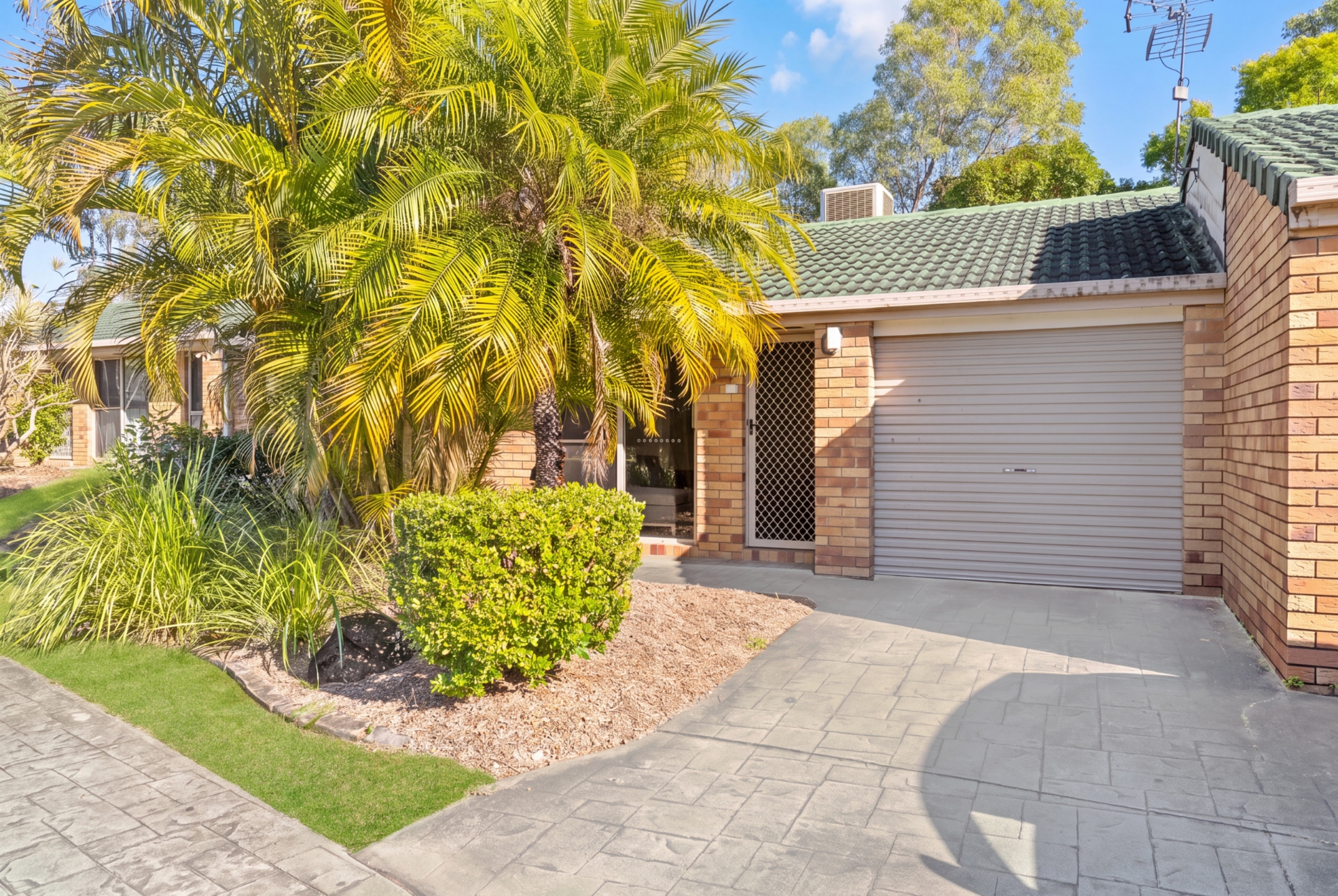 5 Silky Oak Court — photo 2 of 14