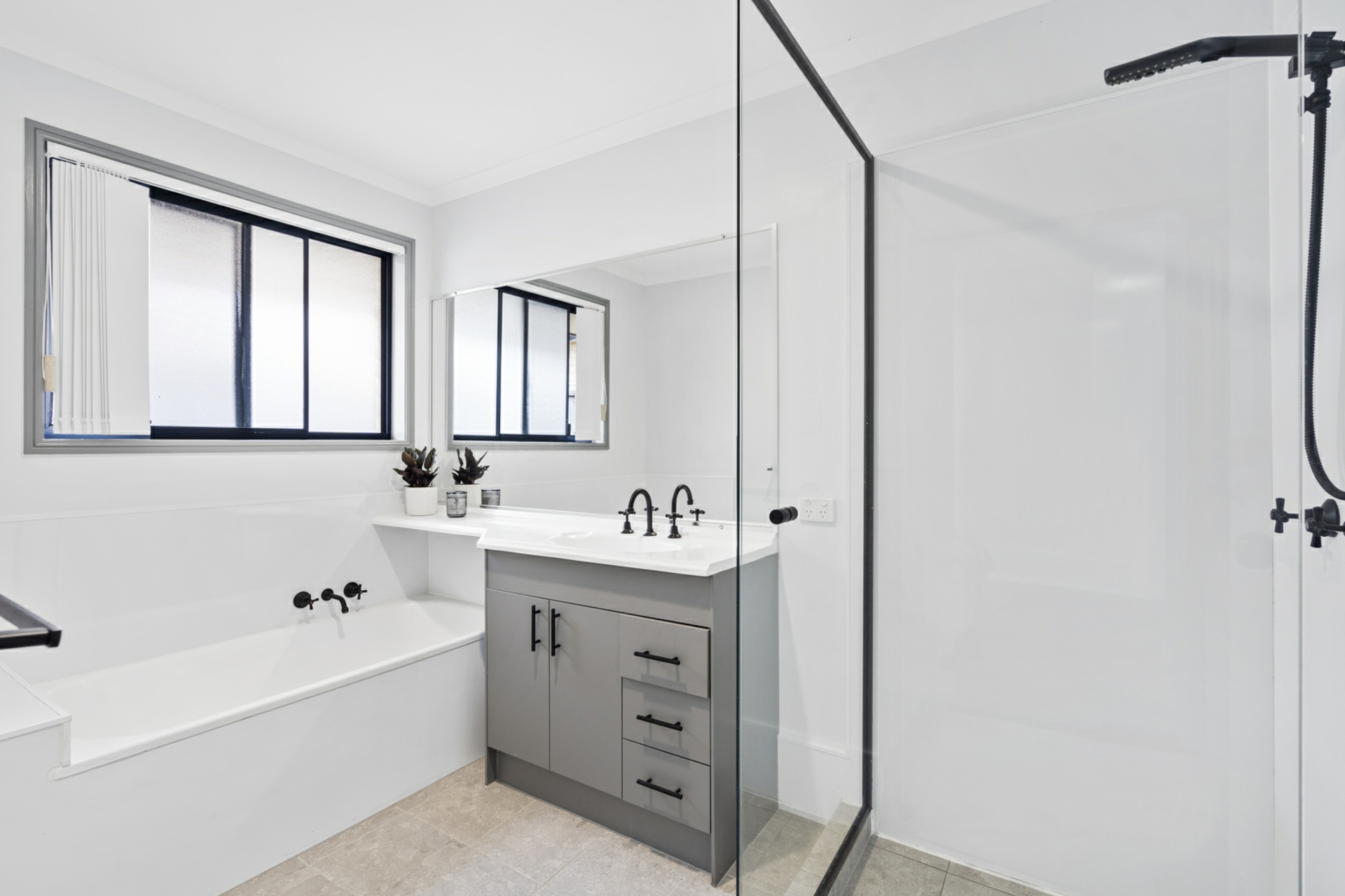 50 Bushgum Crescent — photo 13 of 17