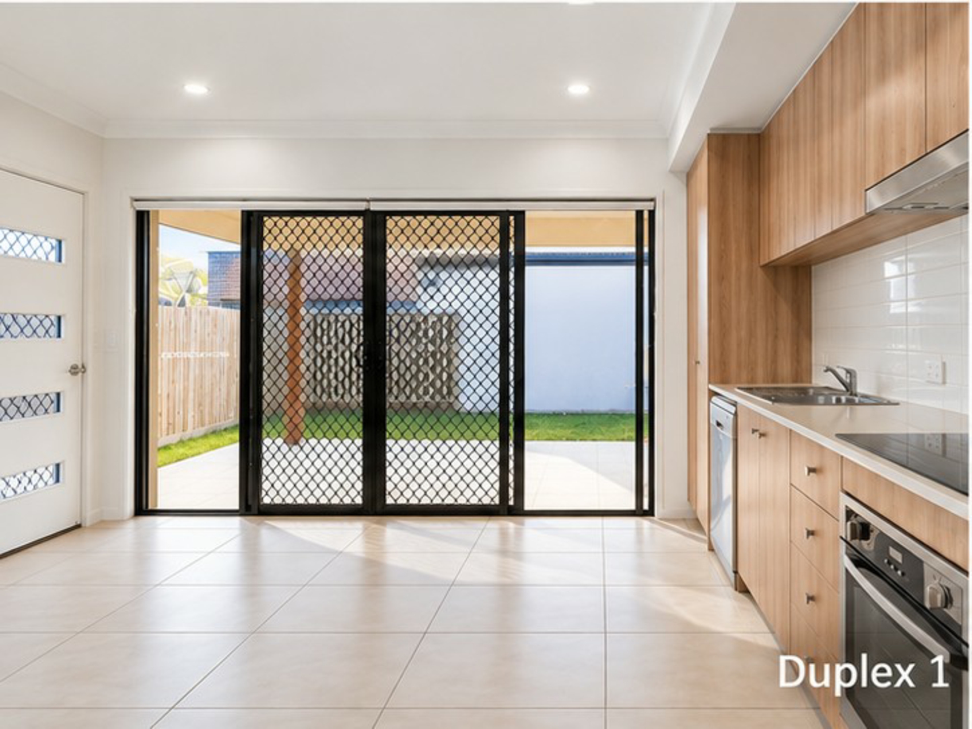 15 Forrestdale Street — photo 5 of 17