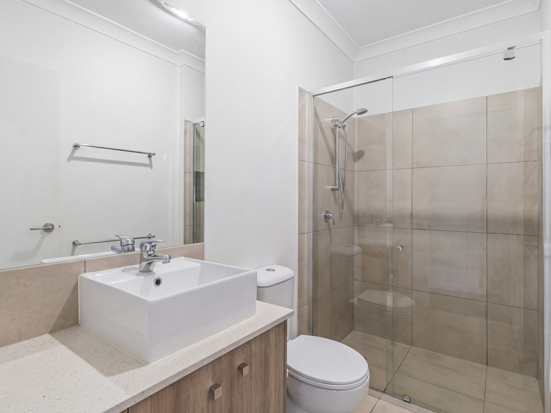 15 Forrestdale Street — photo 7 of 17