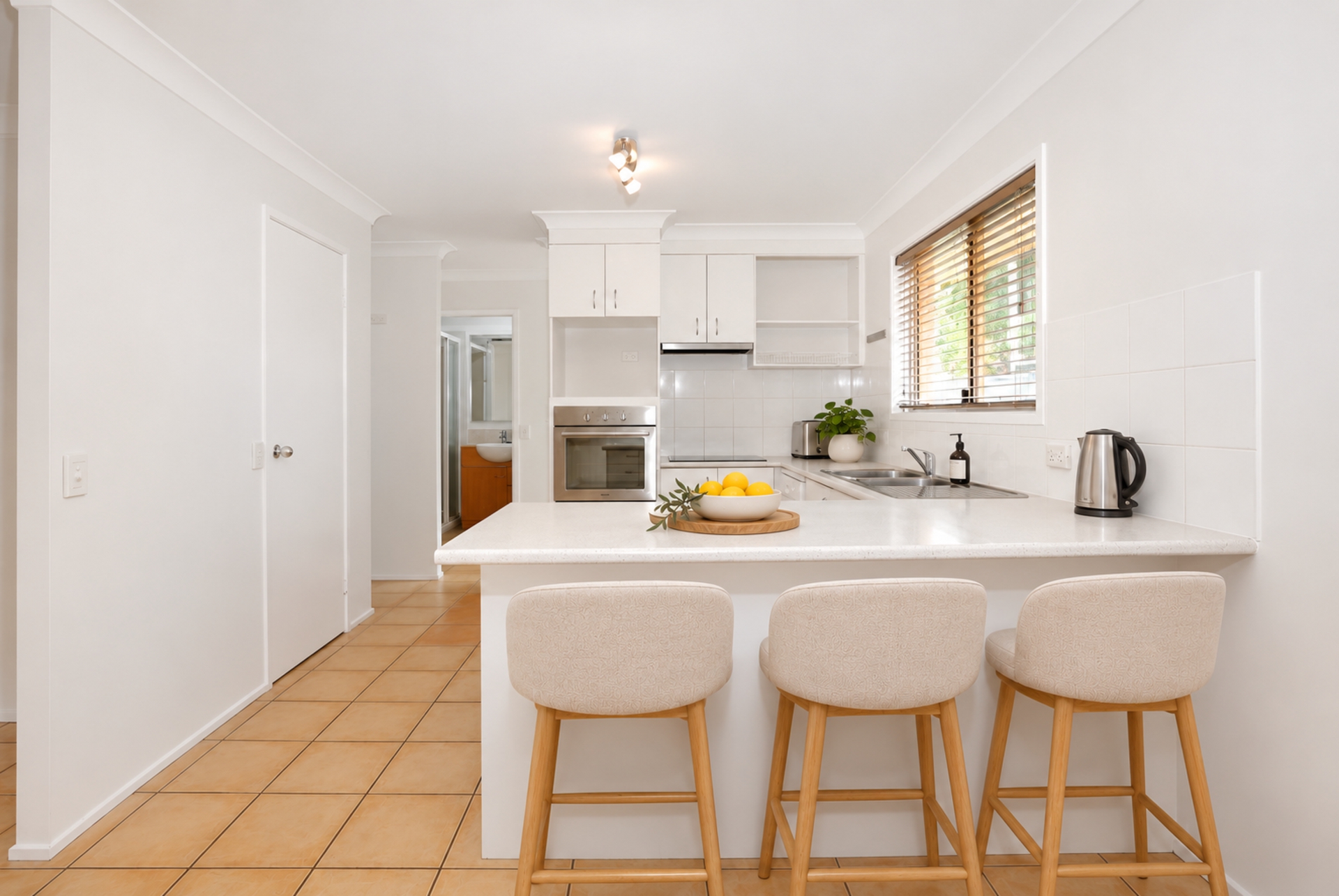 26/284 Oxley Drive — photo 4 of 20