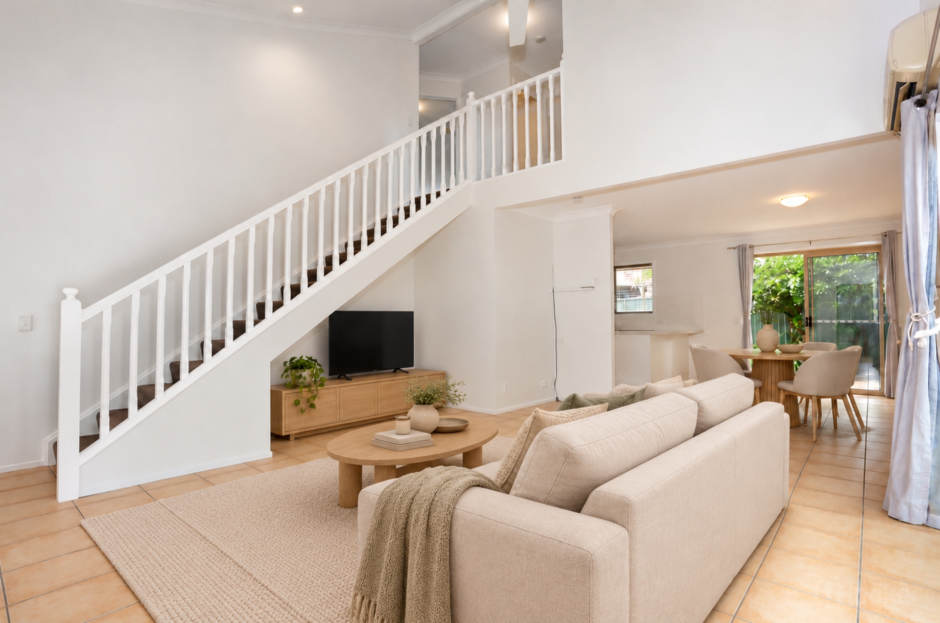 26/284 Oxley Drive — photo 7 of 20