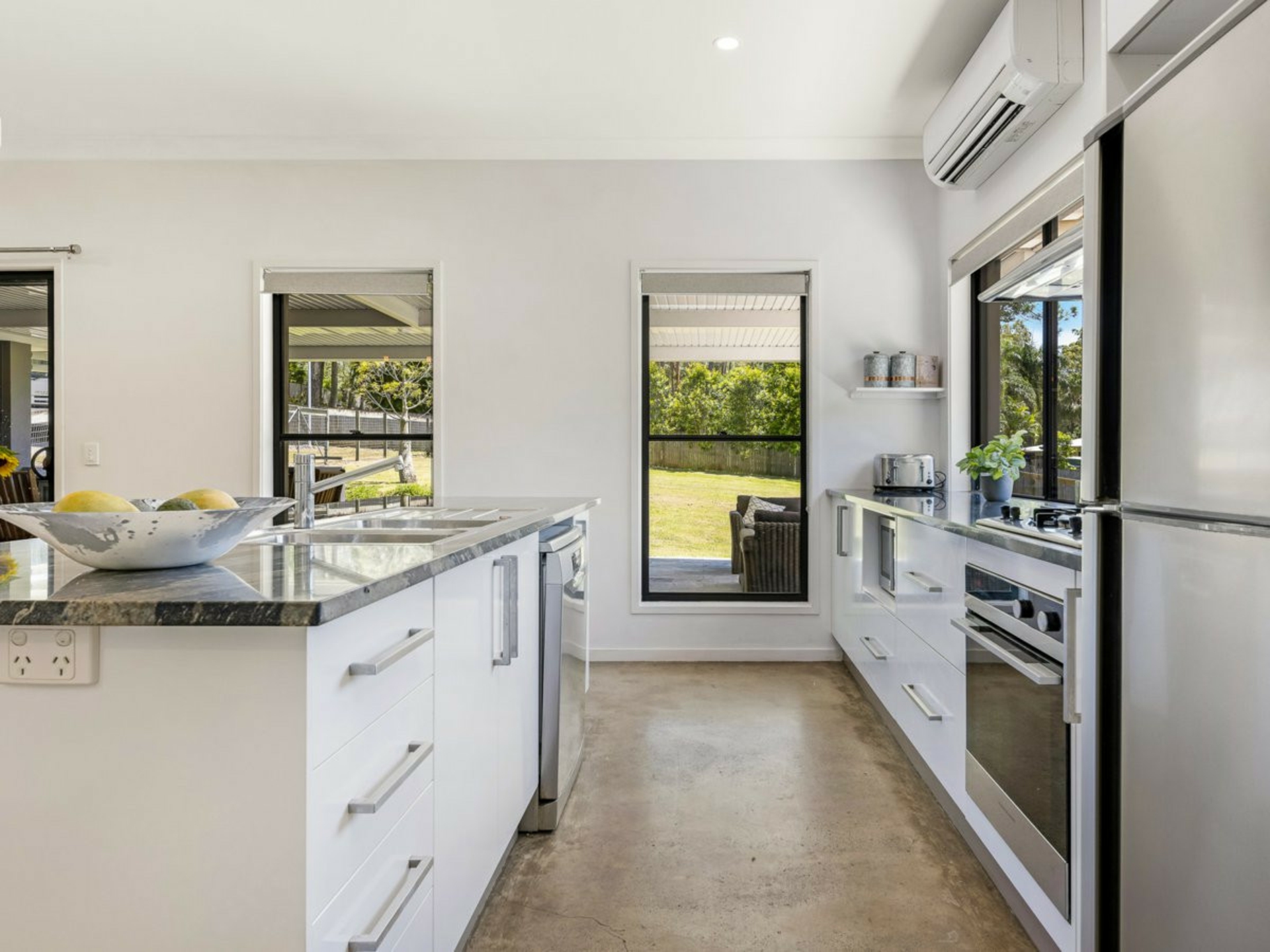 2038 Old Gympie Road, GLASS HOUSE MOUNTAINS