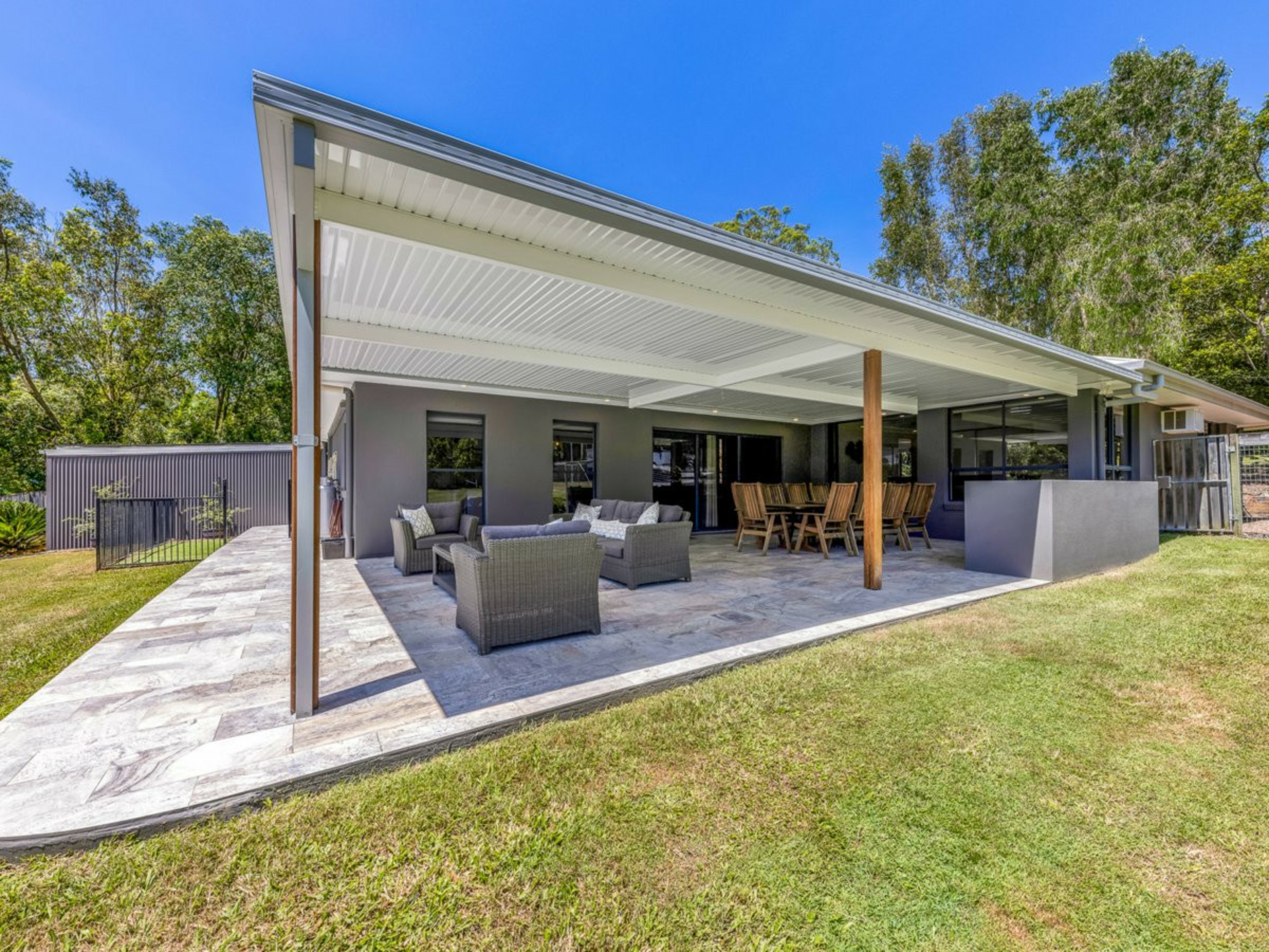2038 Old Gympie Road, GLASS HOUSE MOUNTAINS