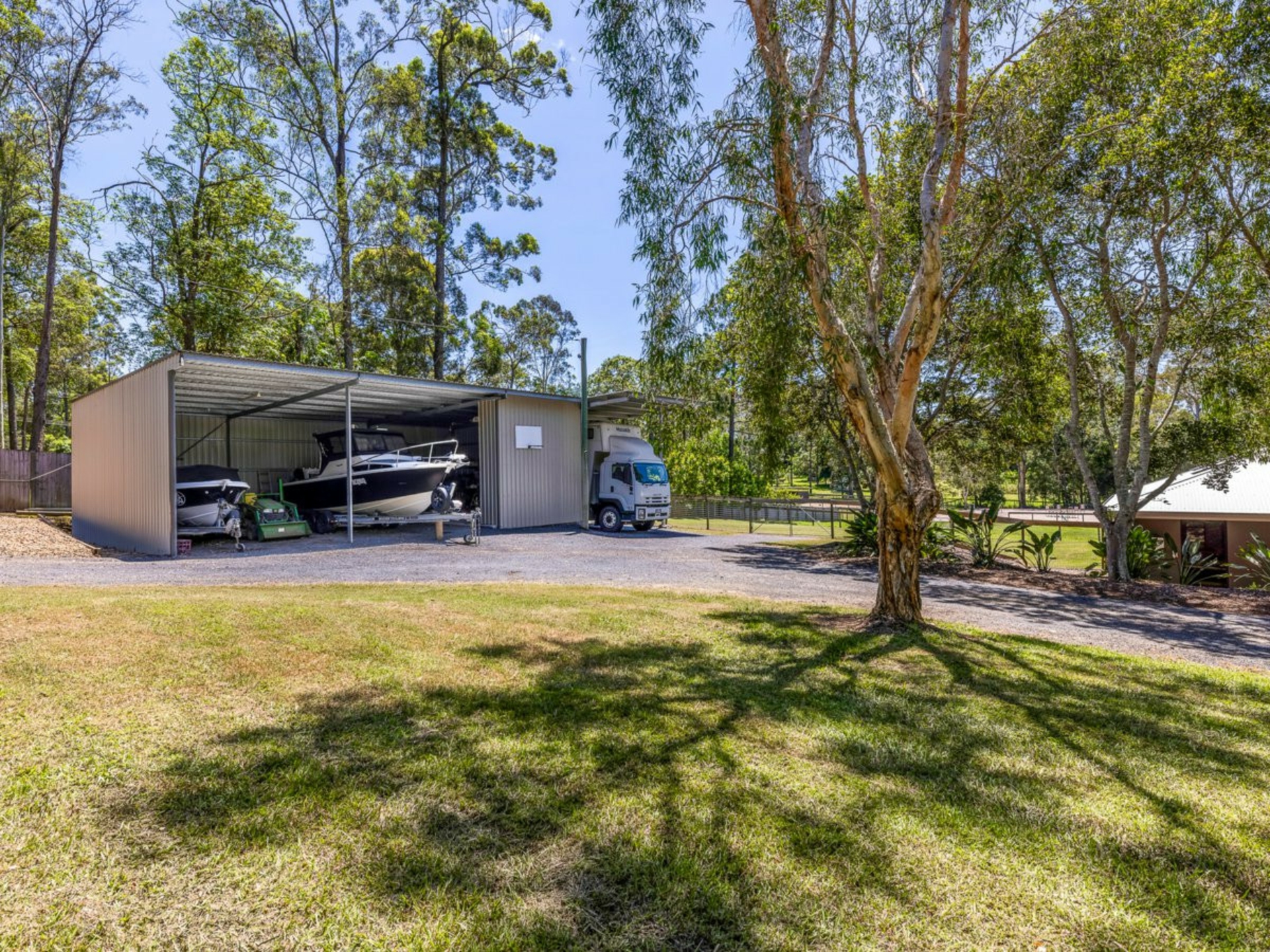 2038 Old Gympie Road, GLASS HOUSE MOUNTAINS
