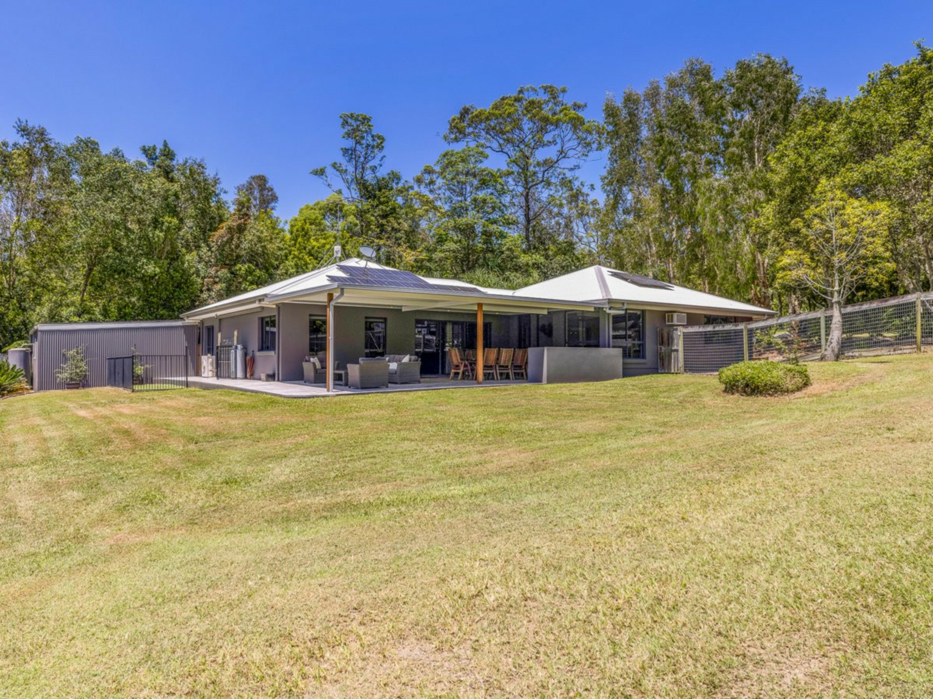 2038 Old Gympie Road, GLASS HOUSE MOUNTAINS