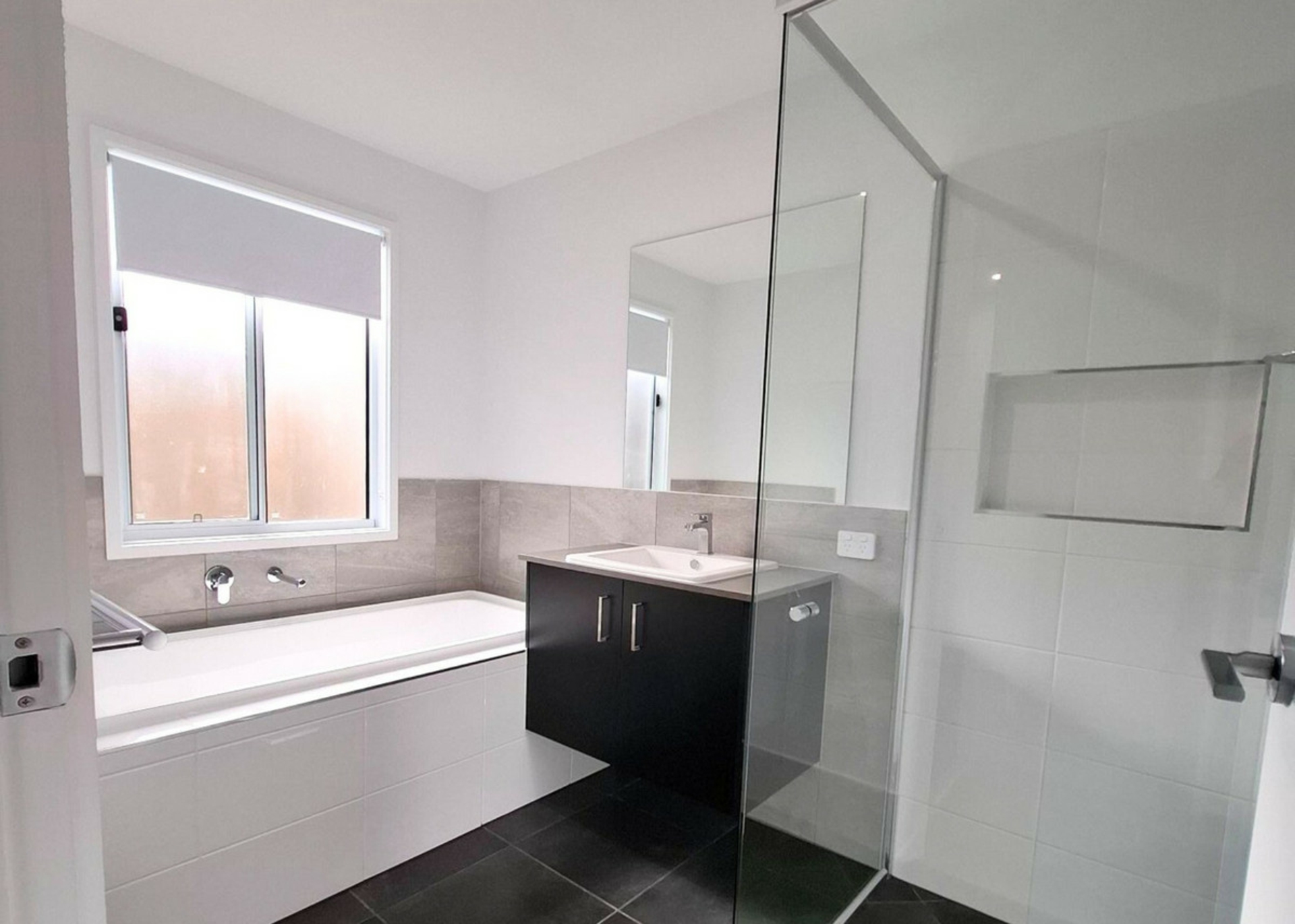 161 Tyndall Circuit, BANYA
