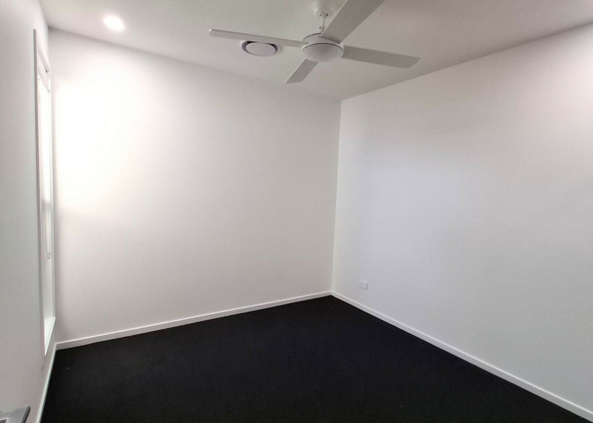161 Tyndall Circuit, BANYA