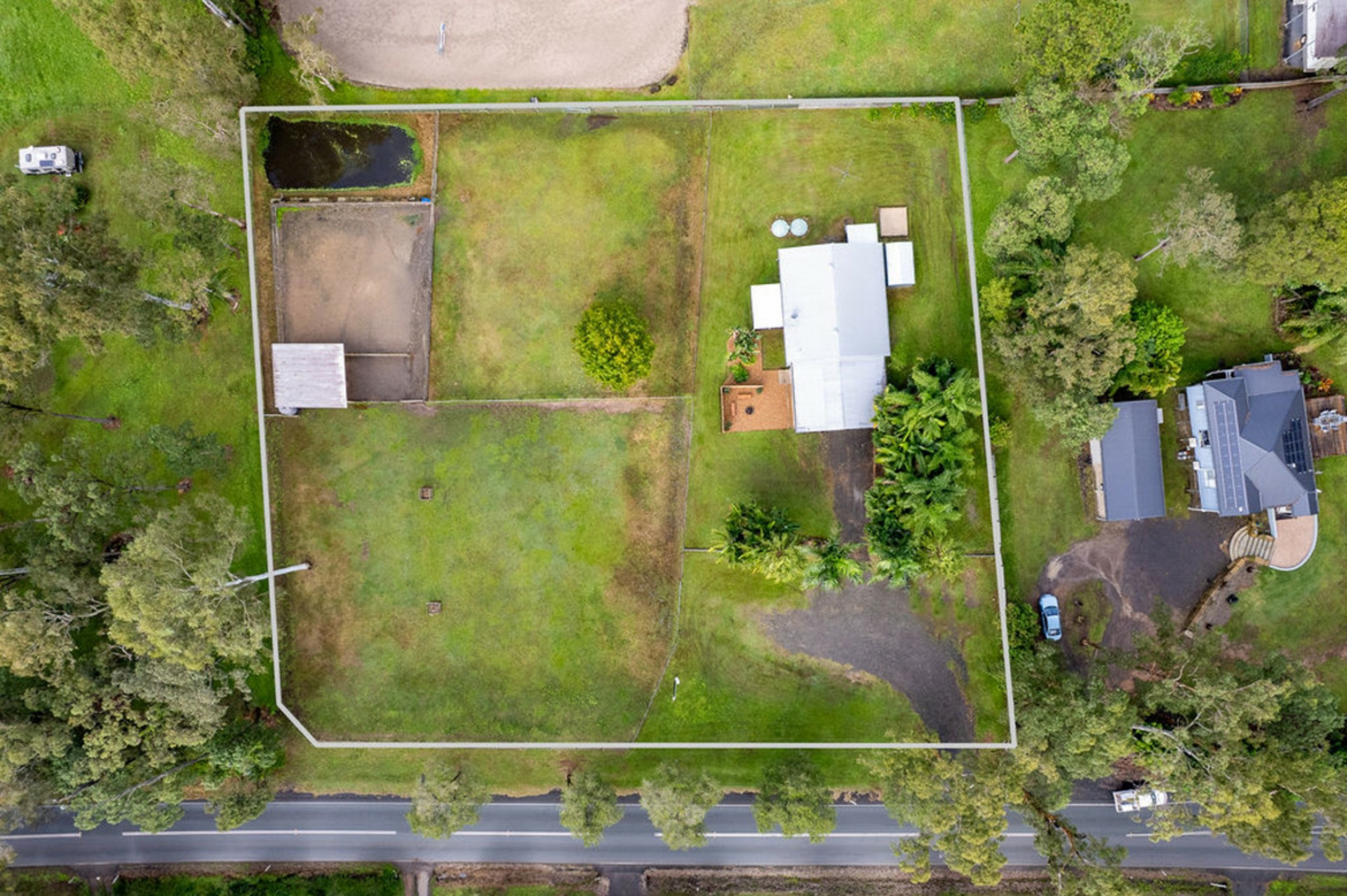 313 Coonowrin Road, GLASS HOUSE MOUNTAINS