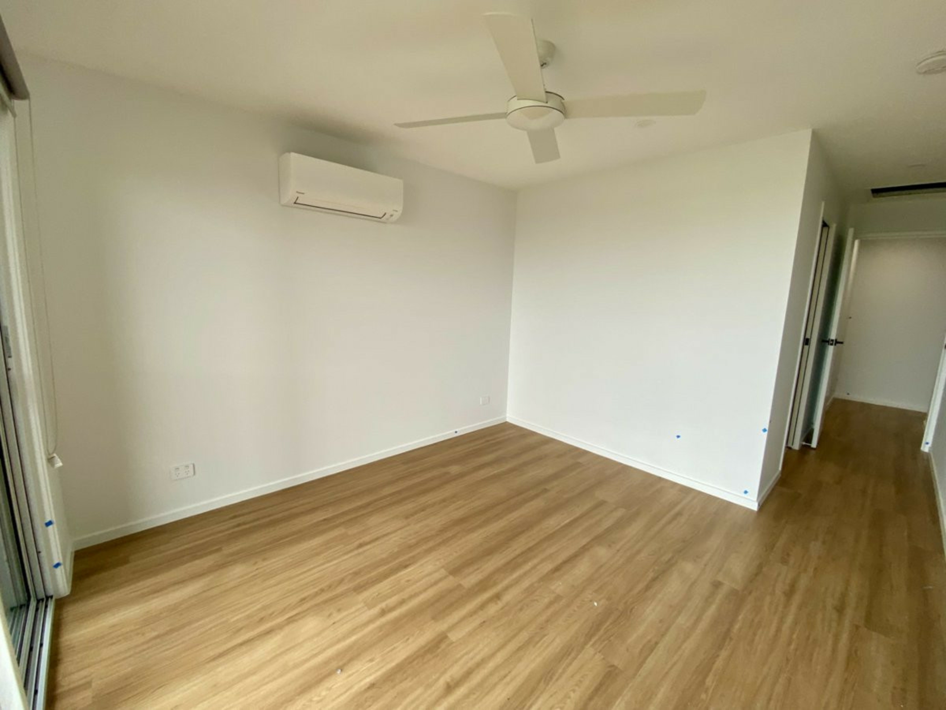 18 Hook Lane, BANYA