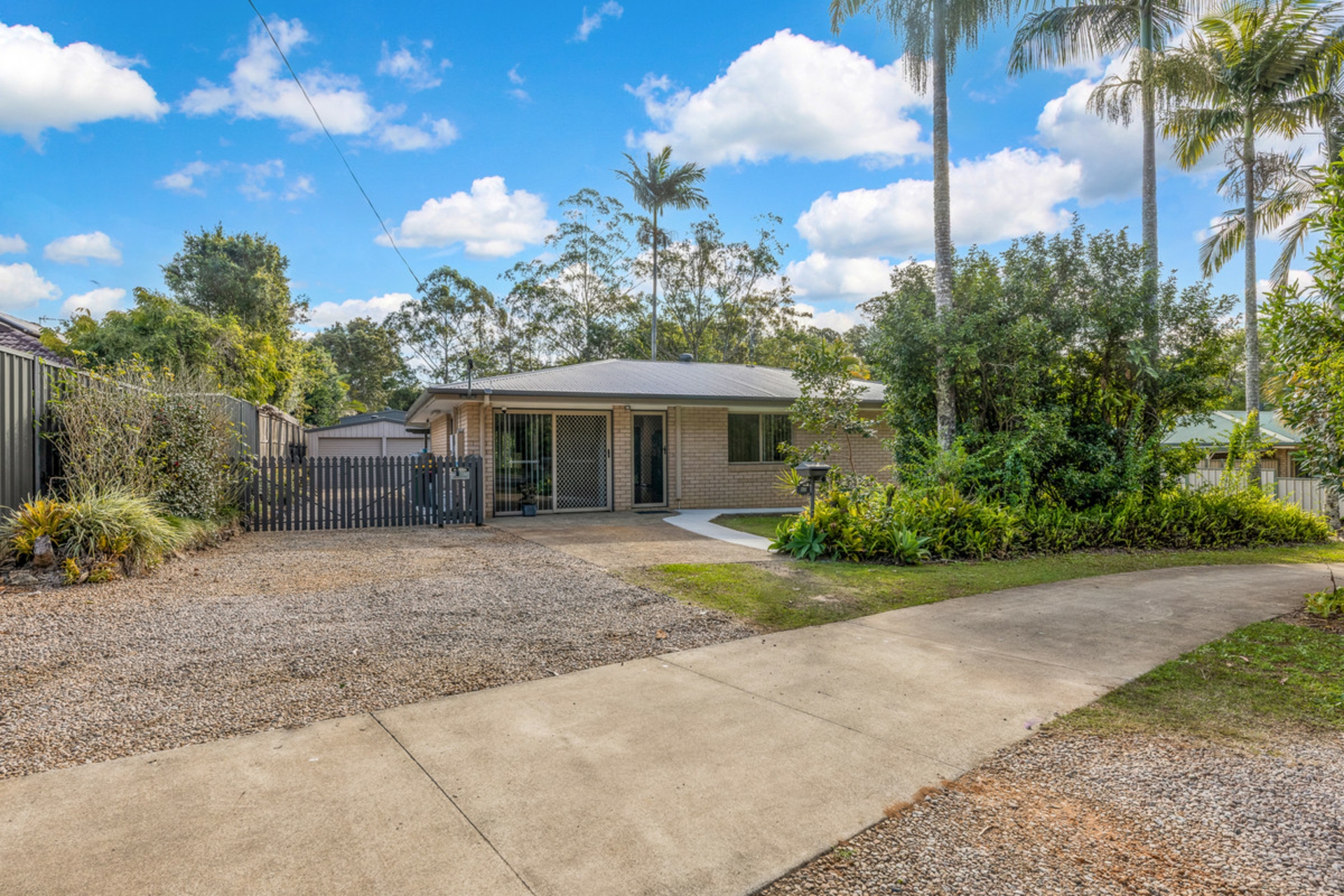 139 Railway Parade, Glass House Mountains