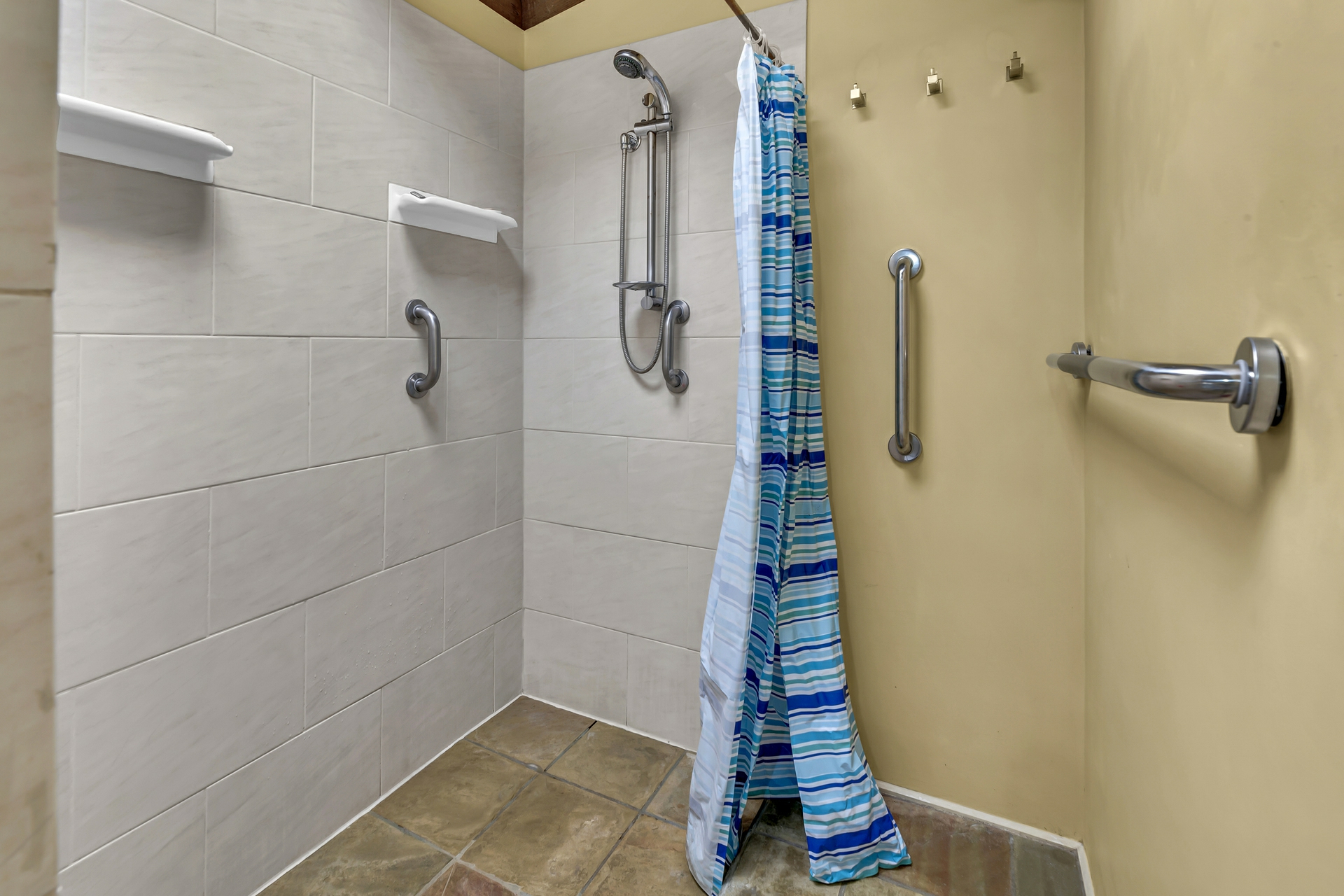 14 Binalong Drive, ASHMORE