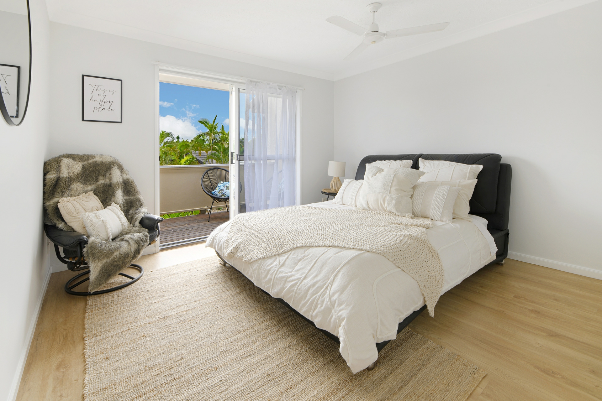 2/30 St Kevins Avenue, BENOWA