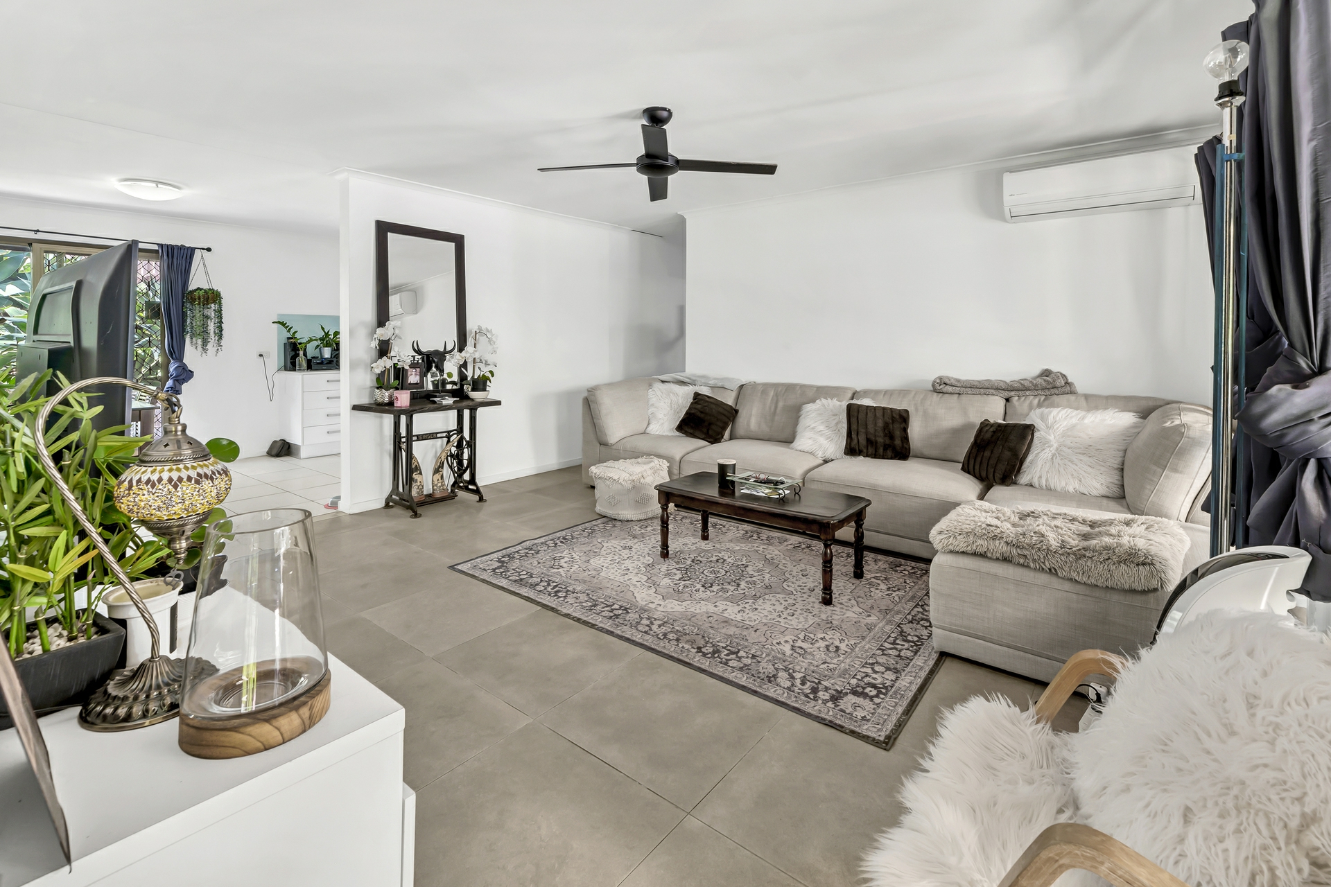 16 Girral Avenue, ASHMORE
