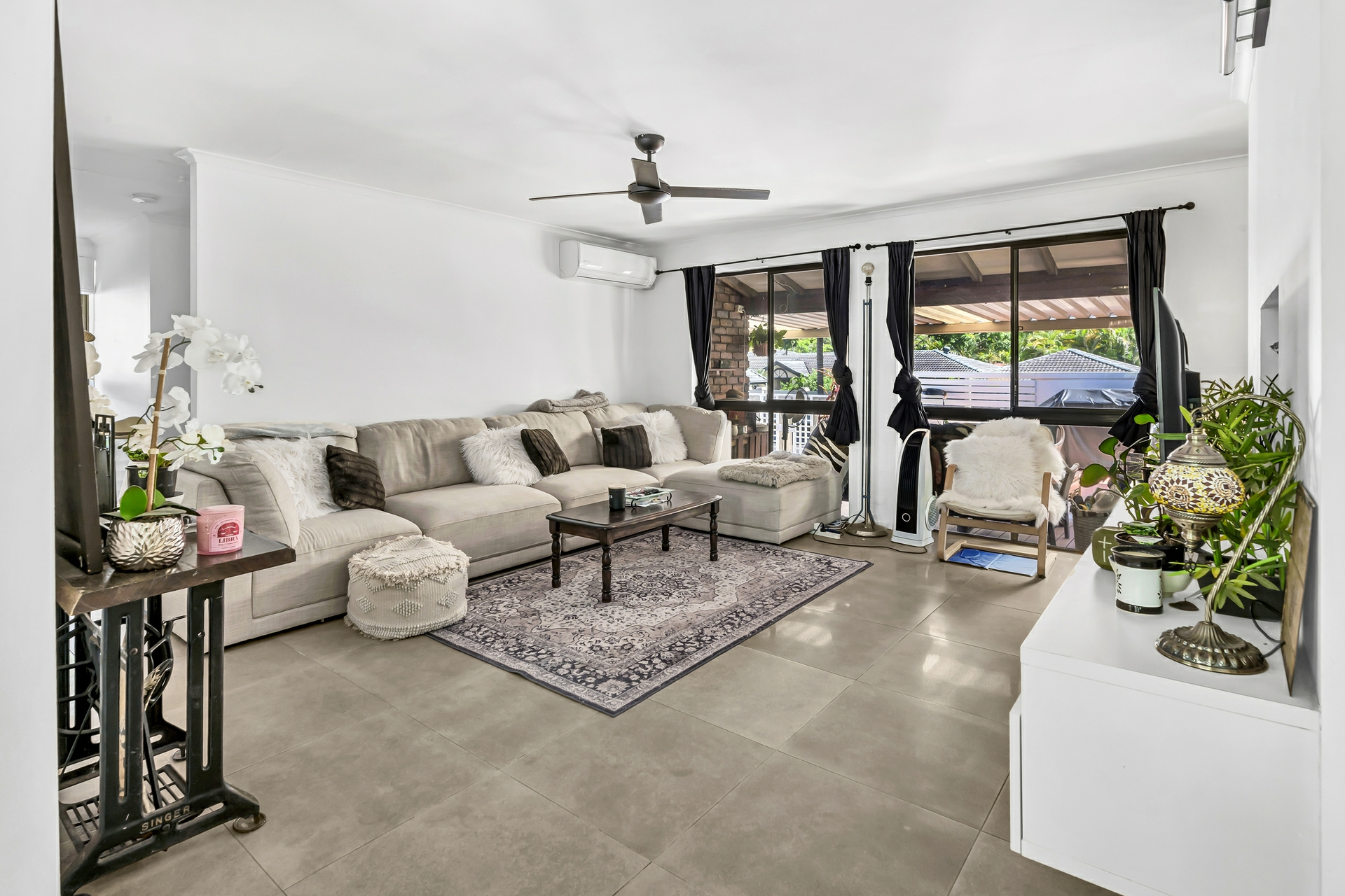 16 Girral Avenue, ASHMORE