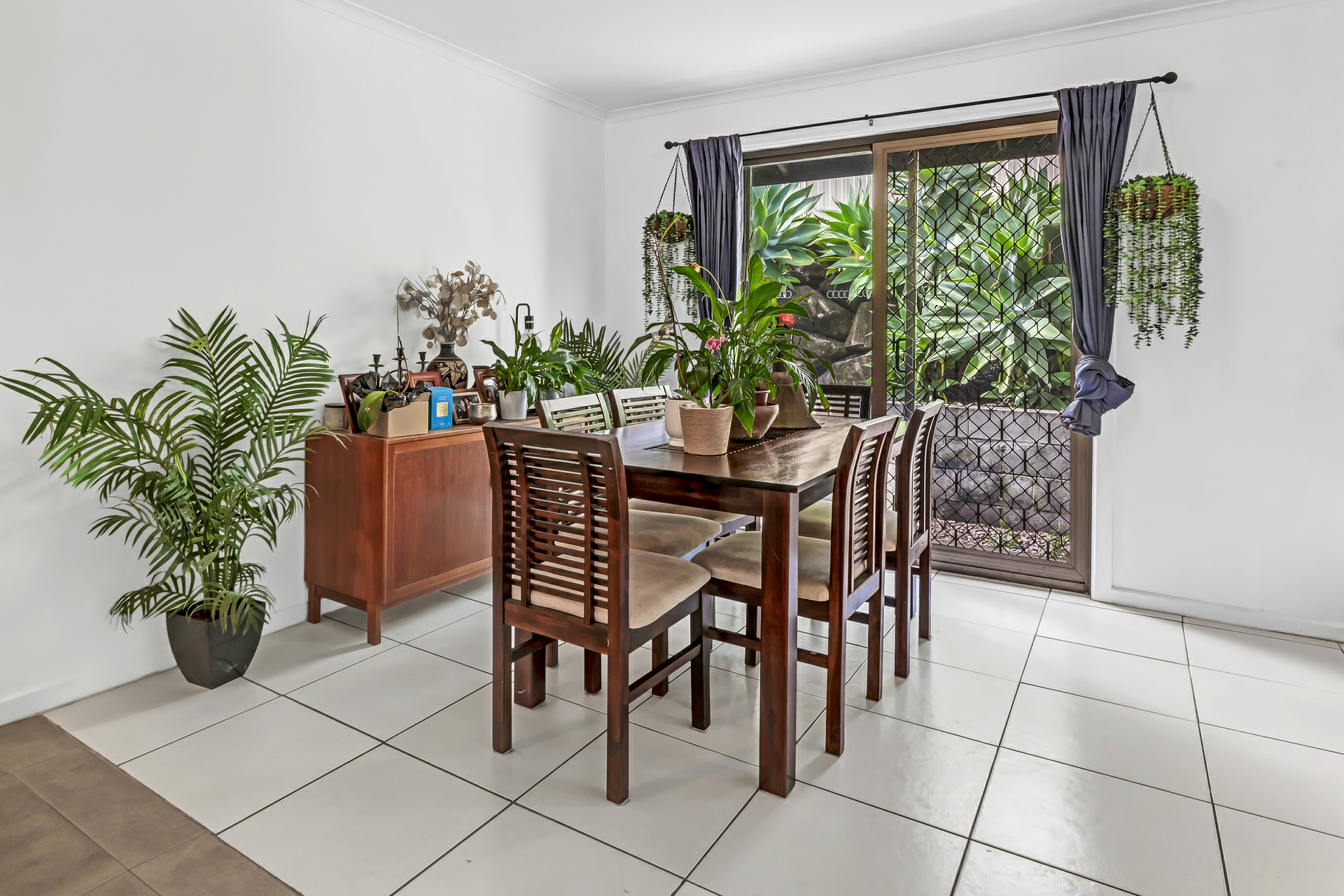 16 Girral Avenue, ASHMORE