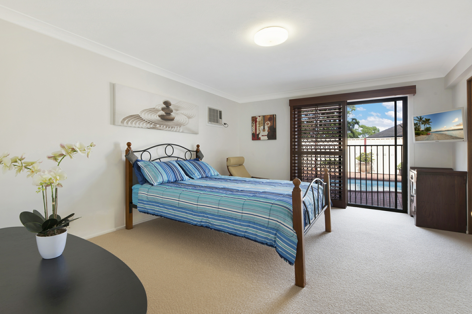 19 Tibor Court, ASHMORE