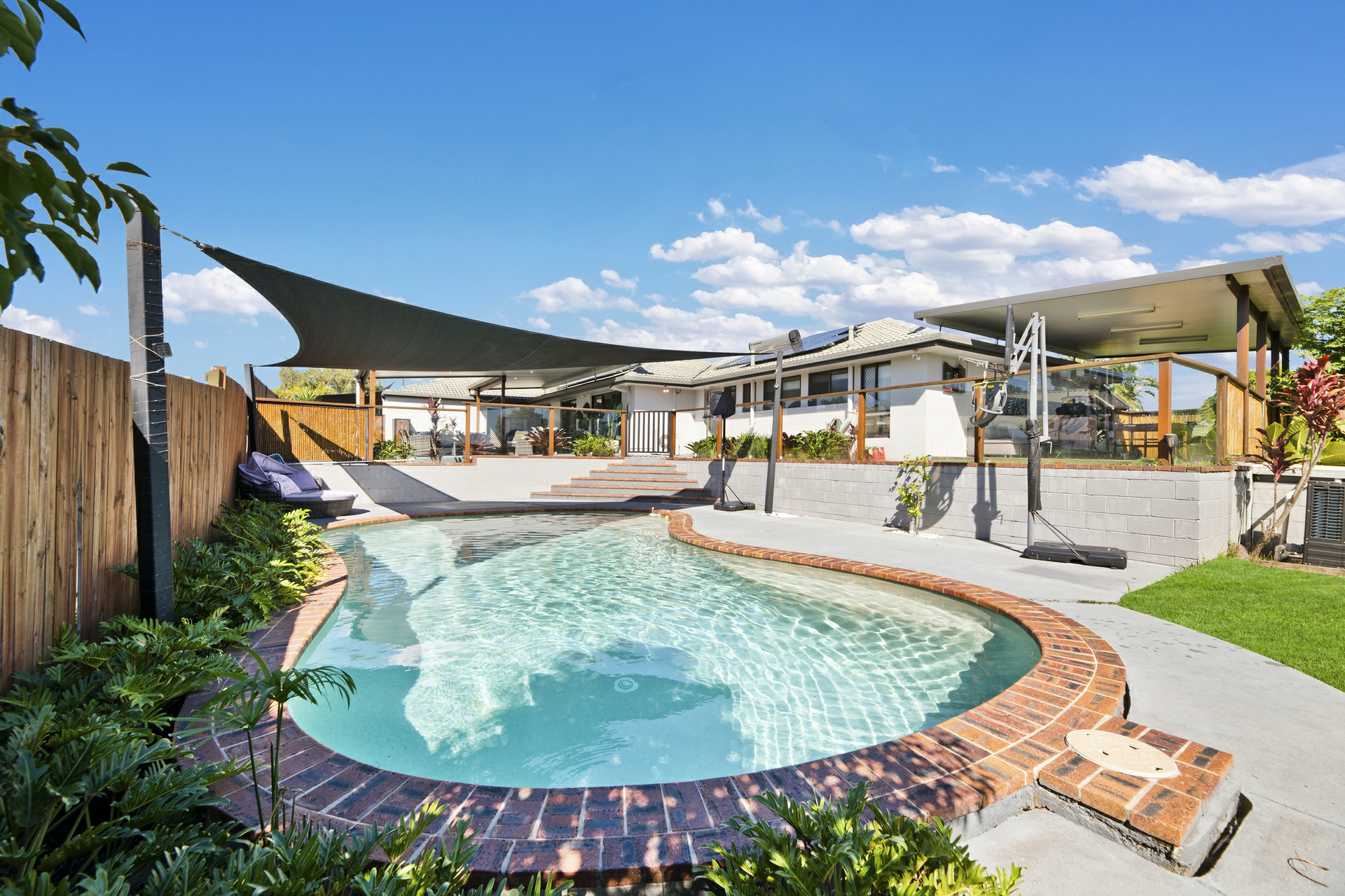 10 Tibor Court, ASHMORE