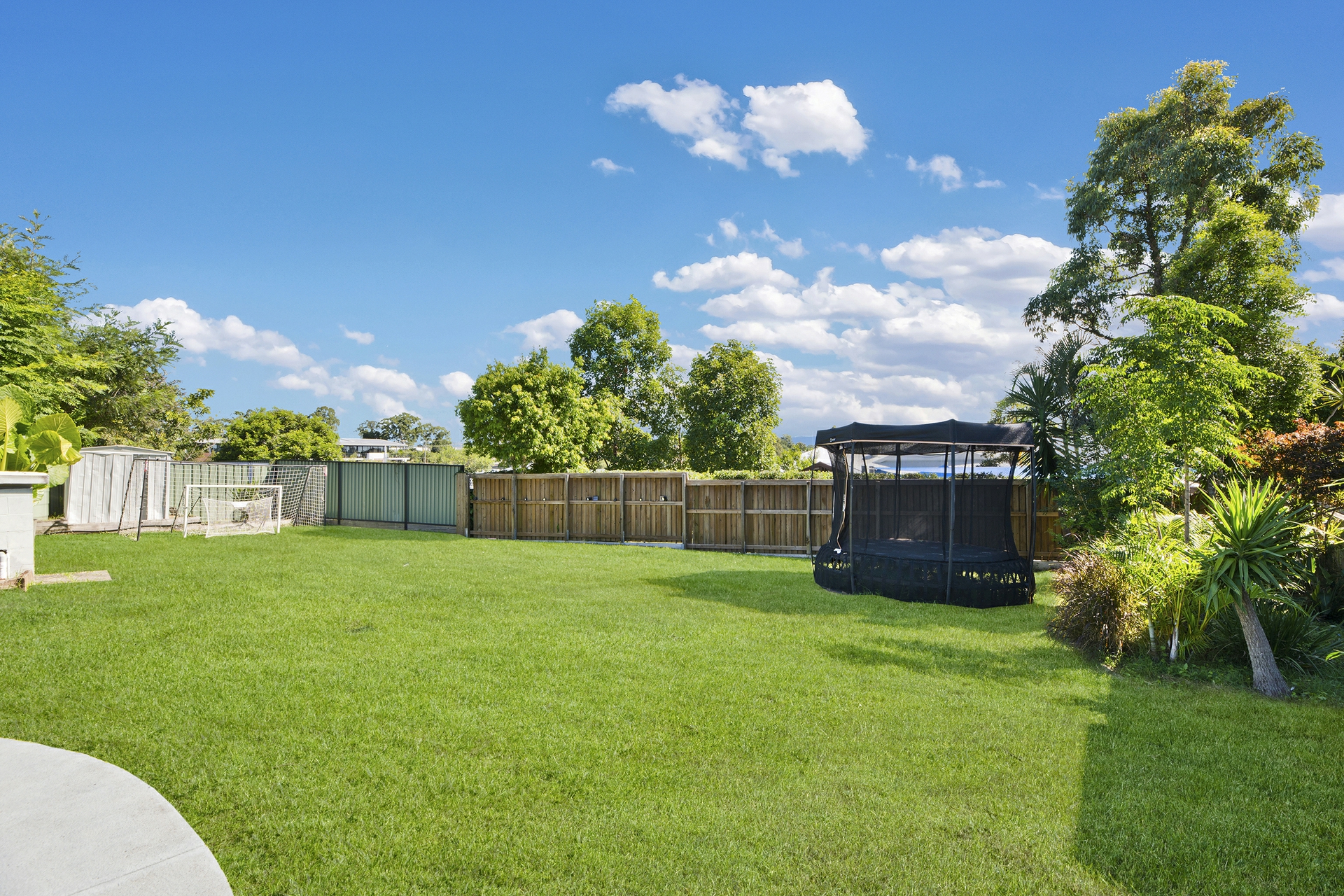 10 Tibor Court, ASHMORE