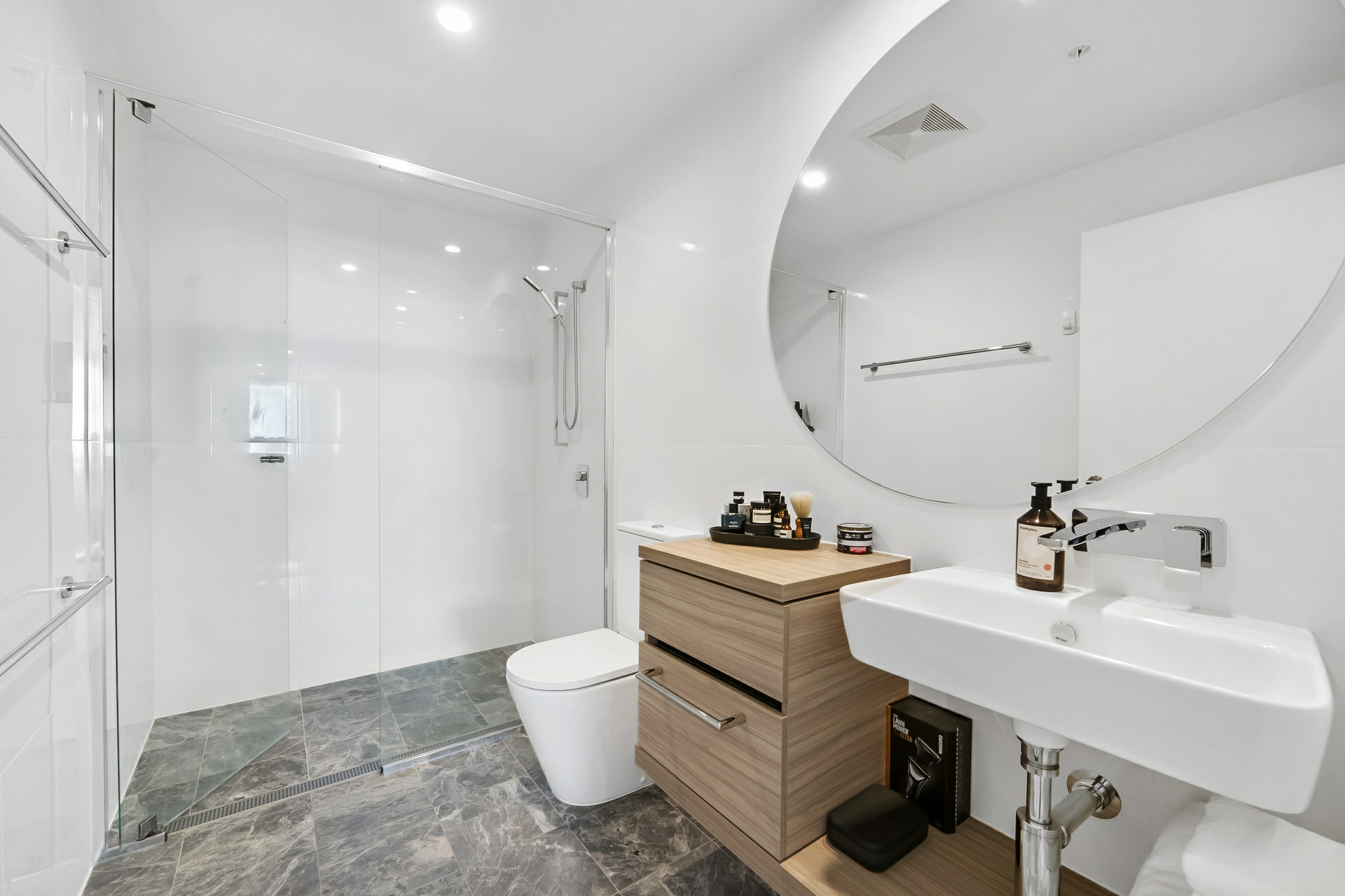 36/31 Queensland Avenue, BROADBEACH