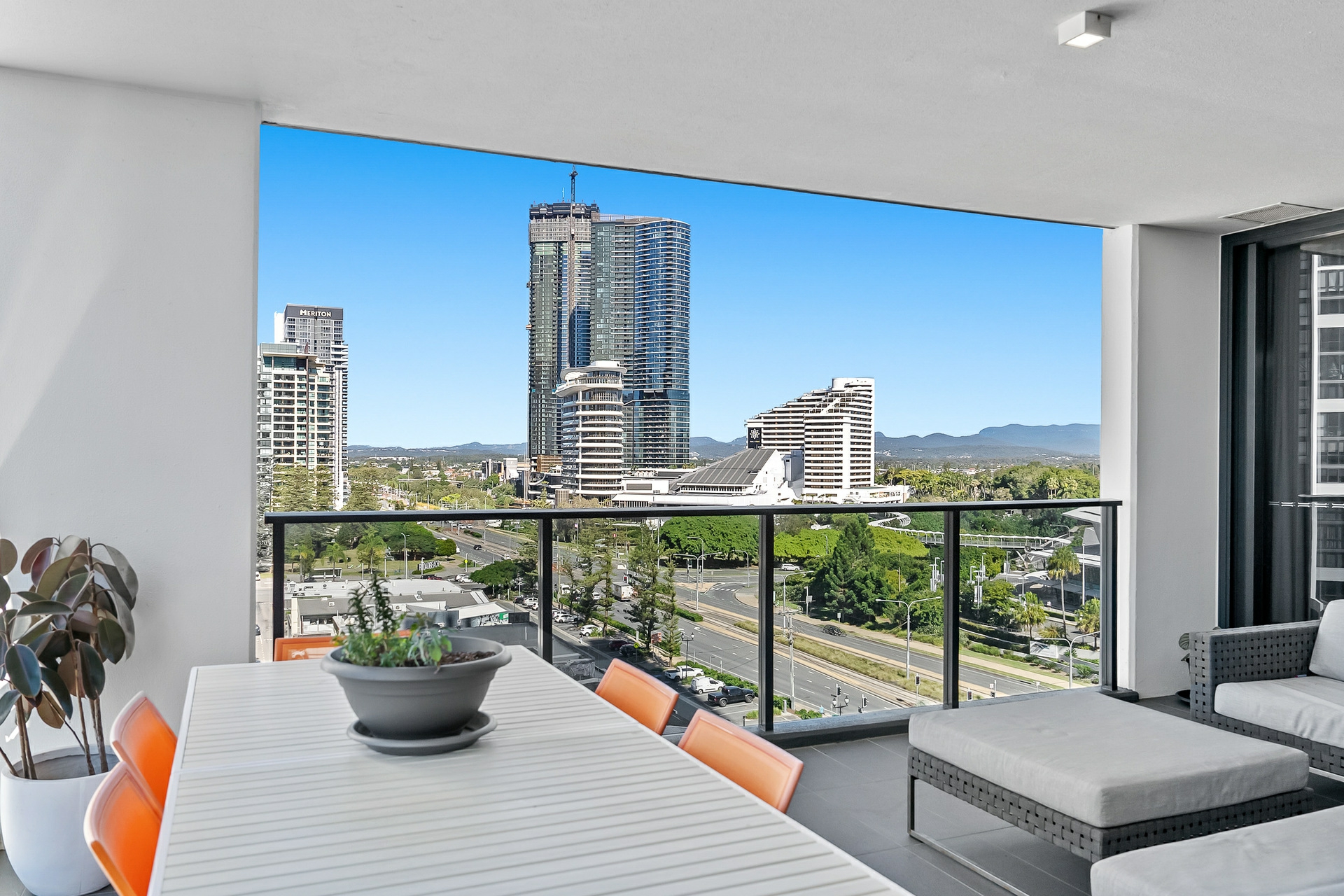 36/31 Queensland Avenue, BROADBEACH