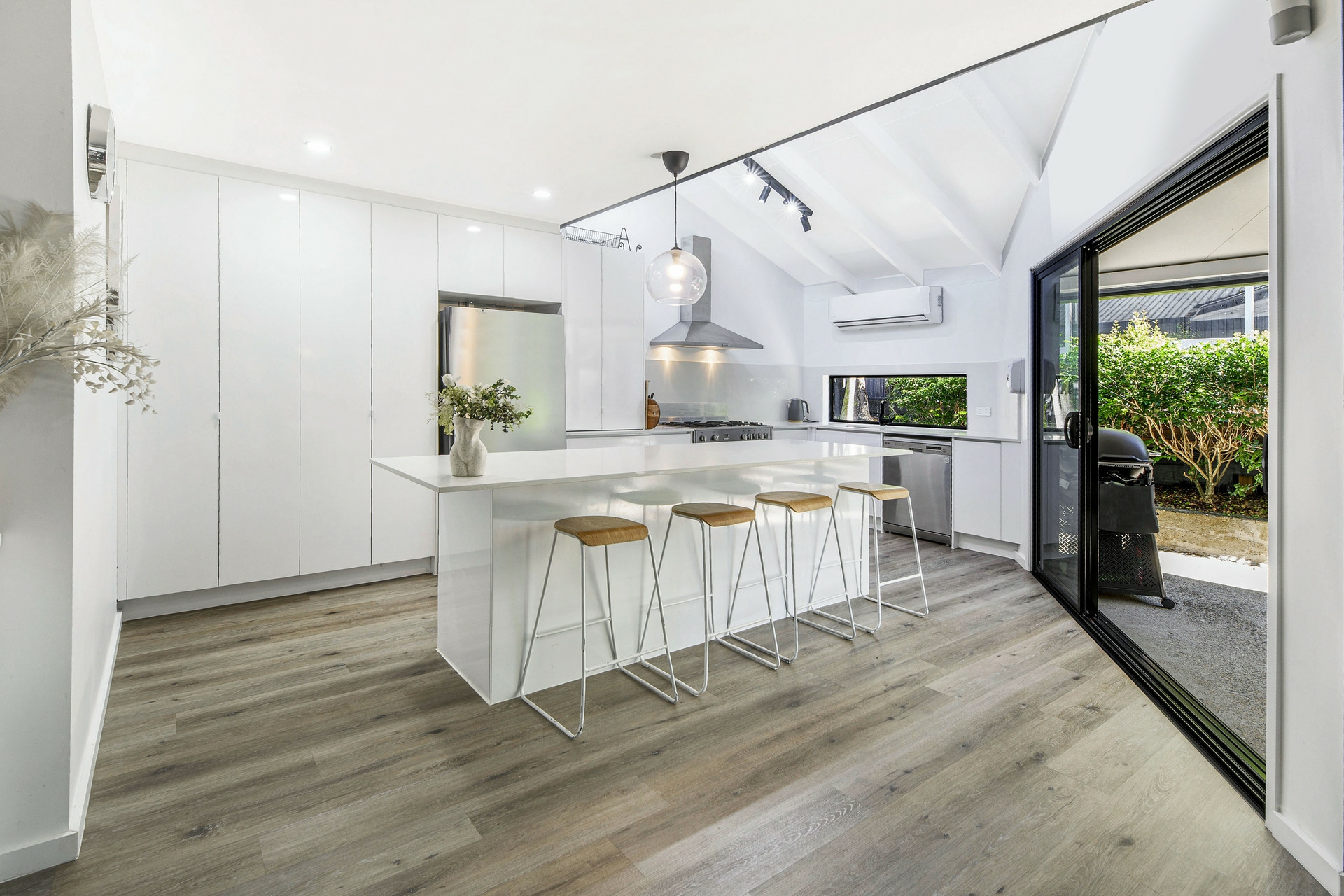10 Moora Street, ASHMORE