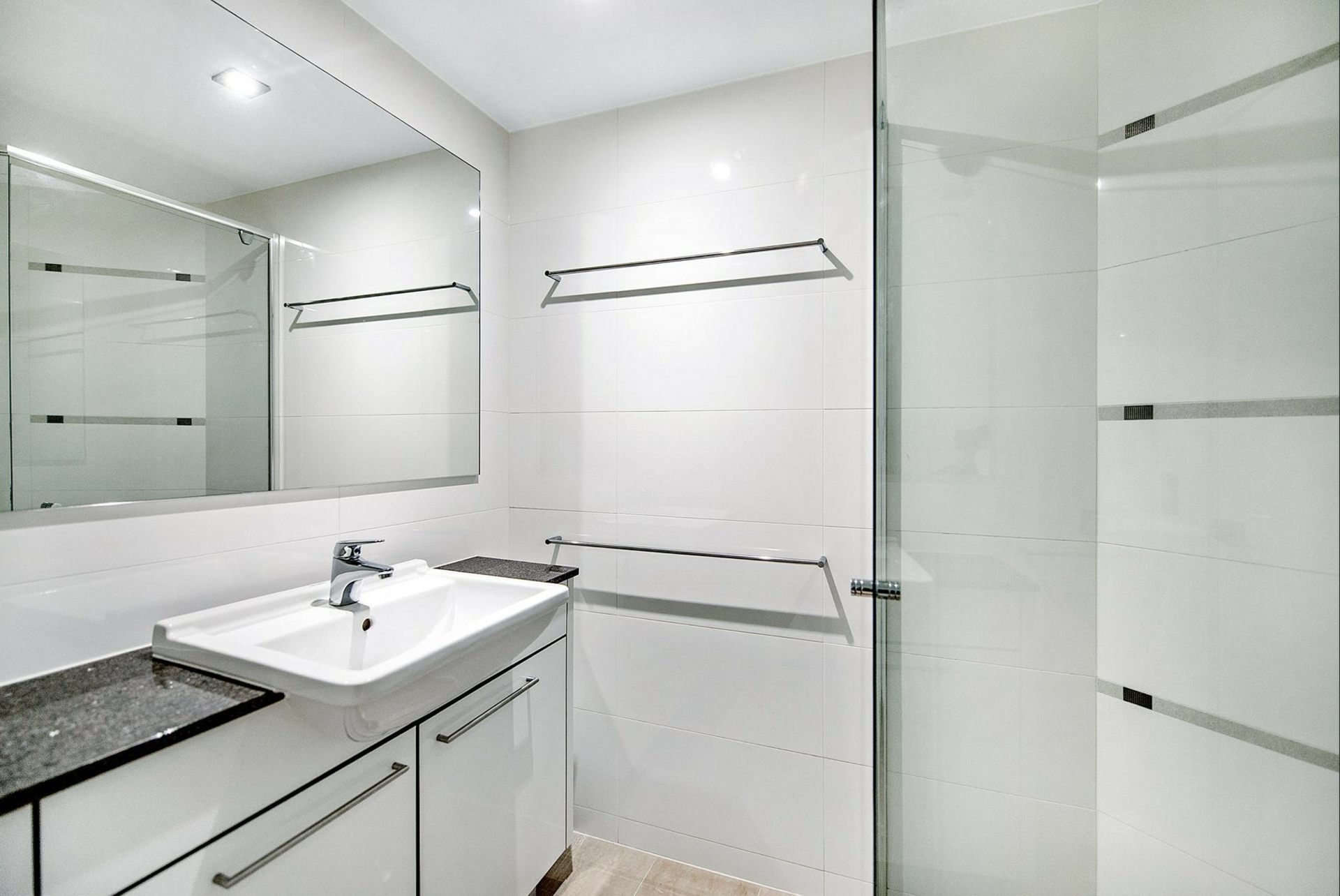 605/22 Surf Parade, BROADBEACH