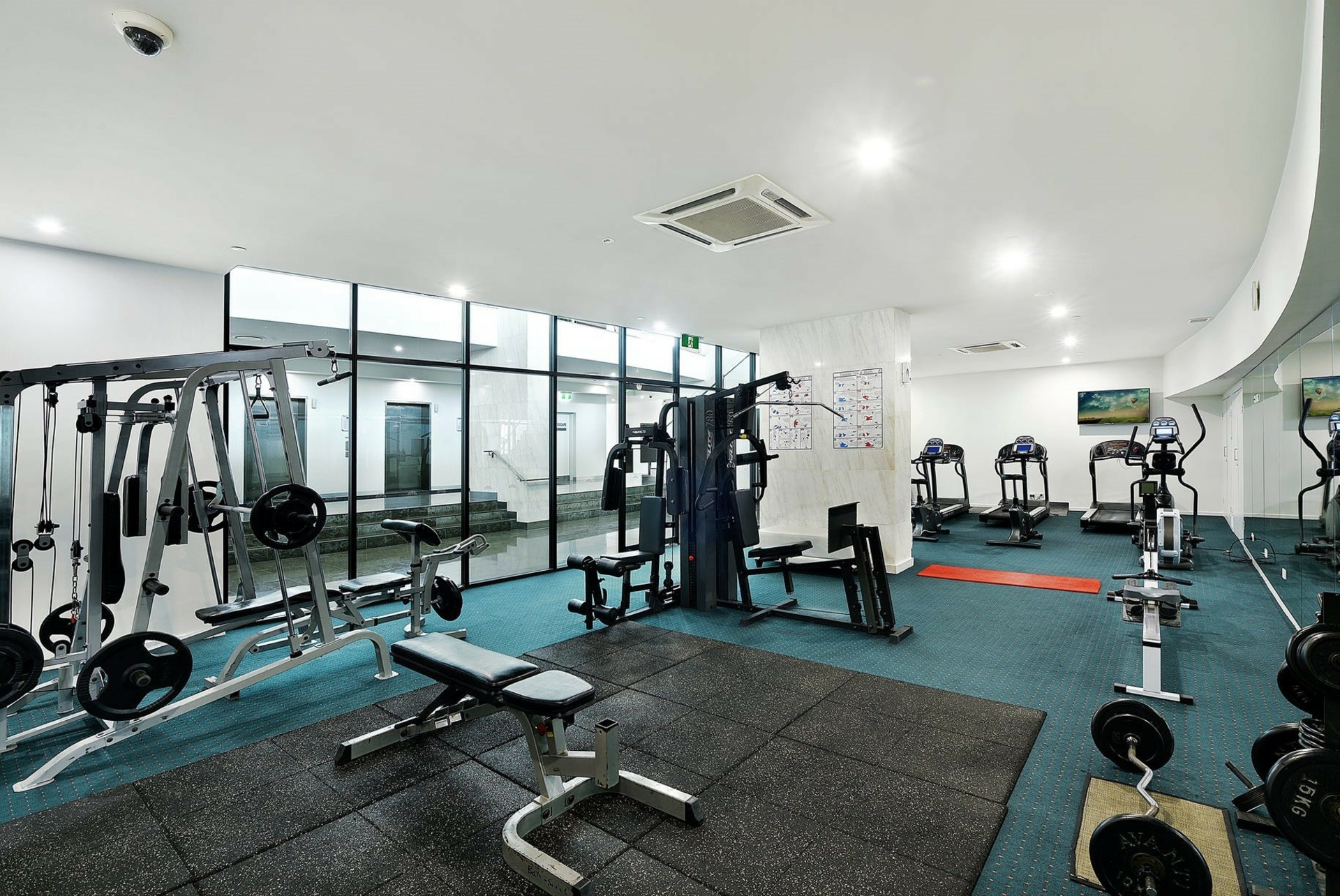 605/22 Surf Parade, BROADBEACH