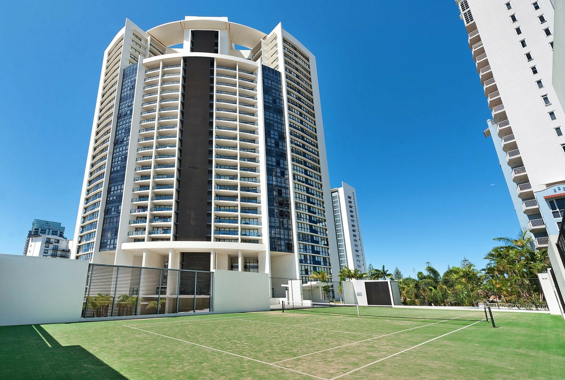 605/22 Surf Parade, BROADBEACH