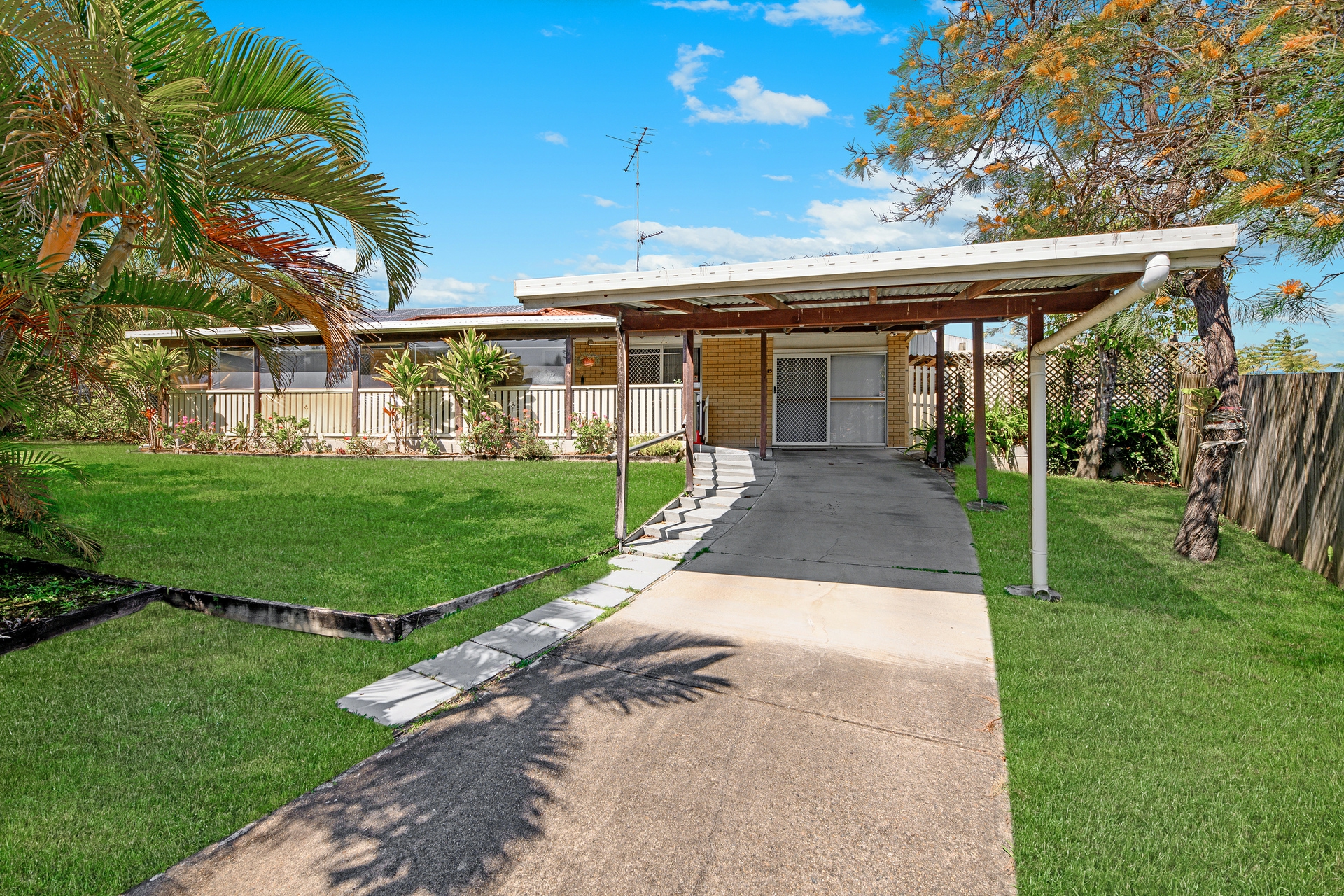 15 Miralie Place, ASHMORE
