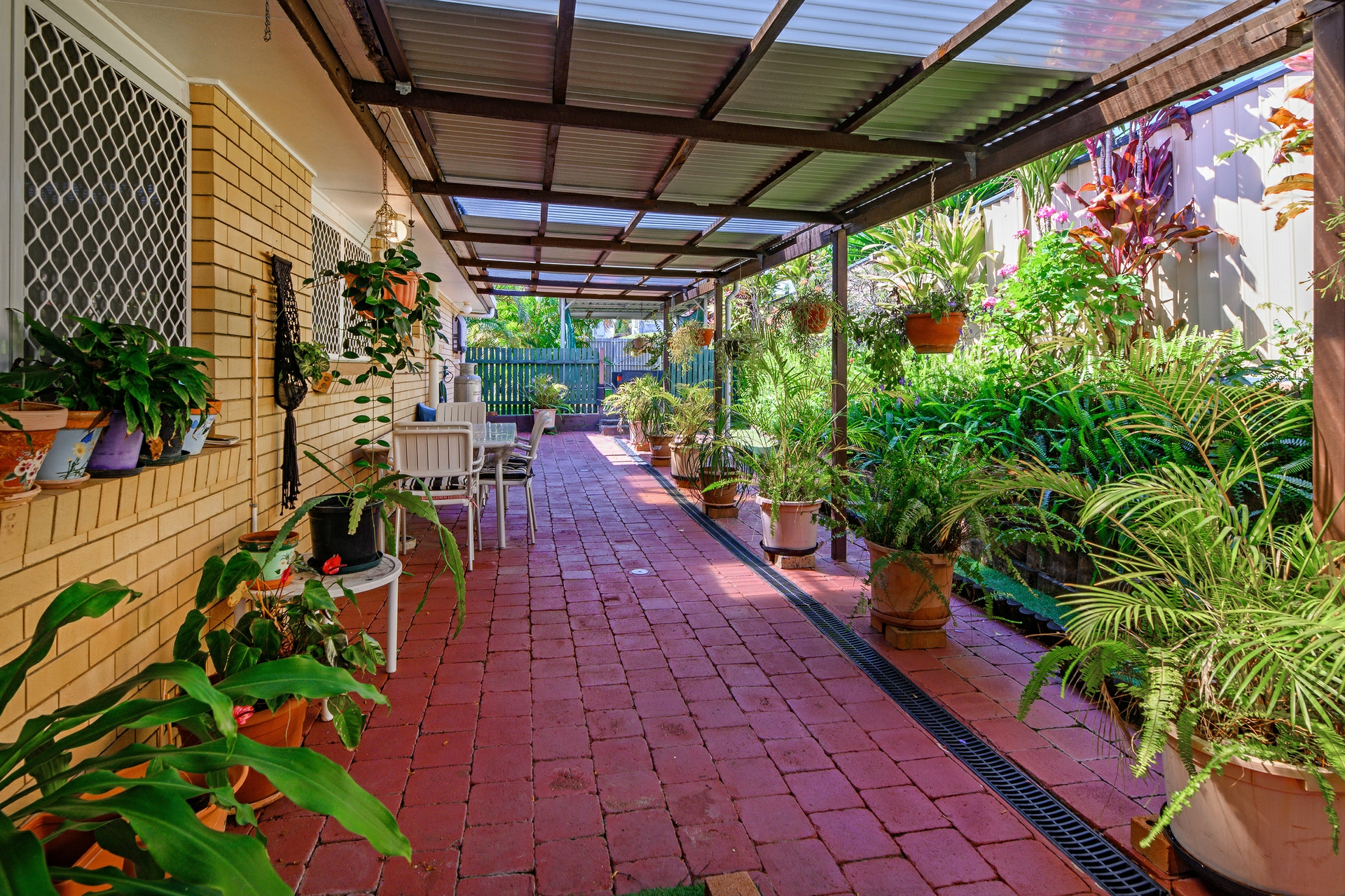 15 Miralie Place, ASHMORE