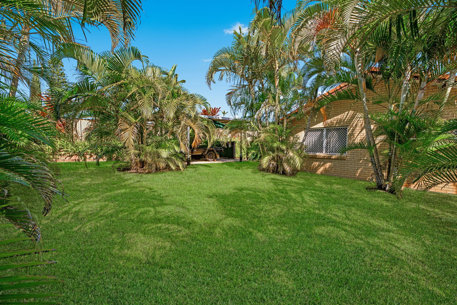 15 Miralie Place, ASHMORE