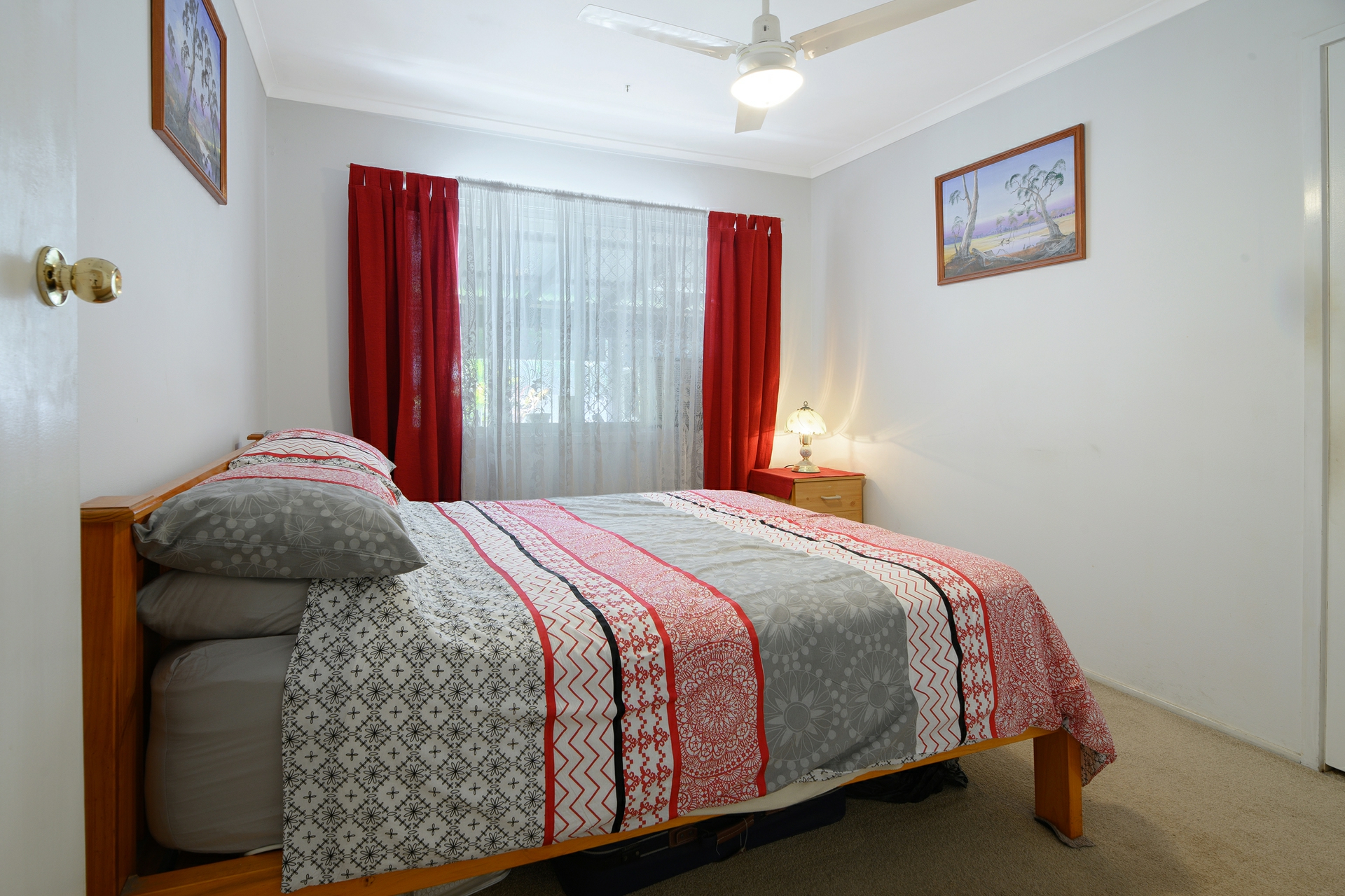 15 Miralie Place, ASHMORE