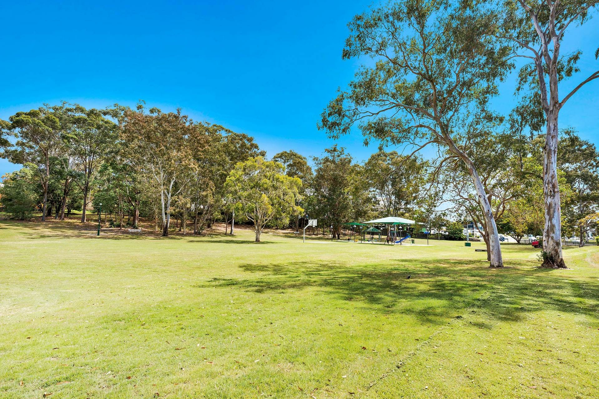 15 Miralie Place, ASHMORE