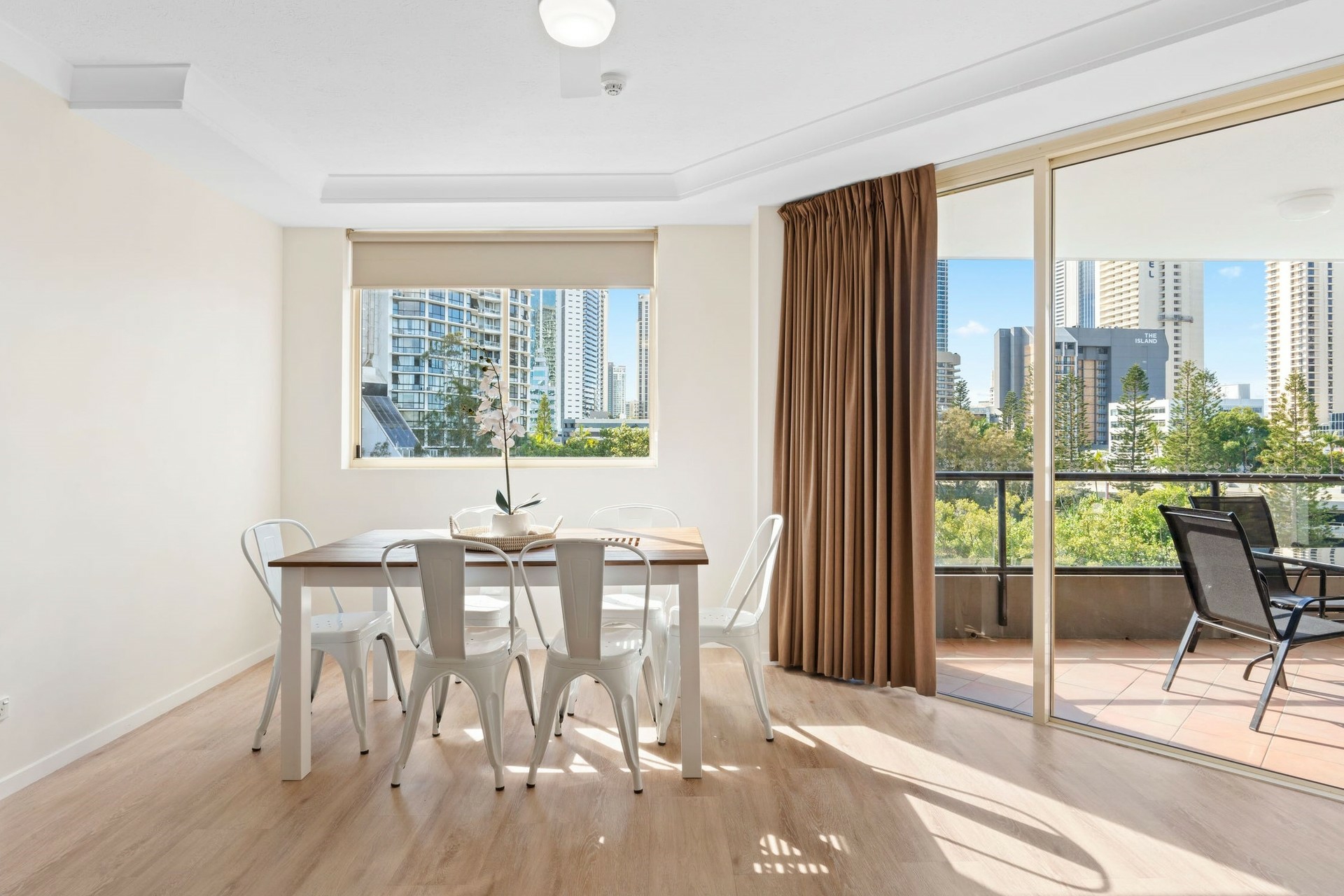 314/1-8 Paradise Island, SURFERS PARADISE