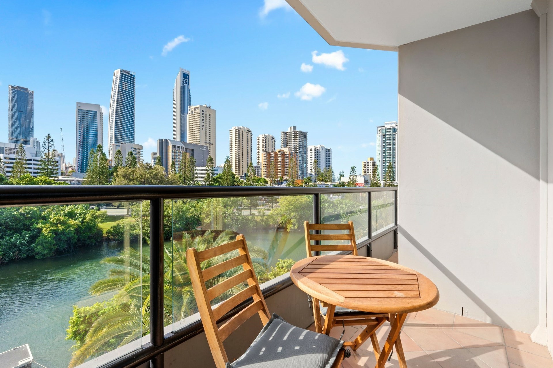314/1-8 Paradise Island, SURFERS PARADISE