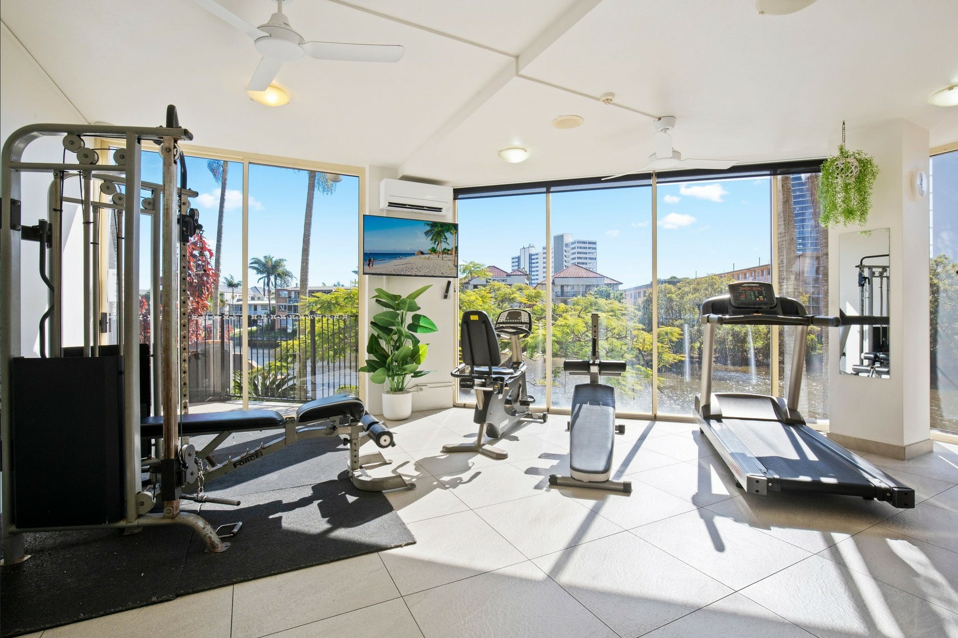 314/1-8 Paradise Island, SURFERS PARADISE