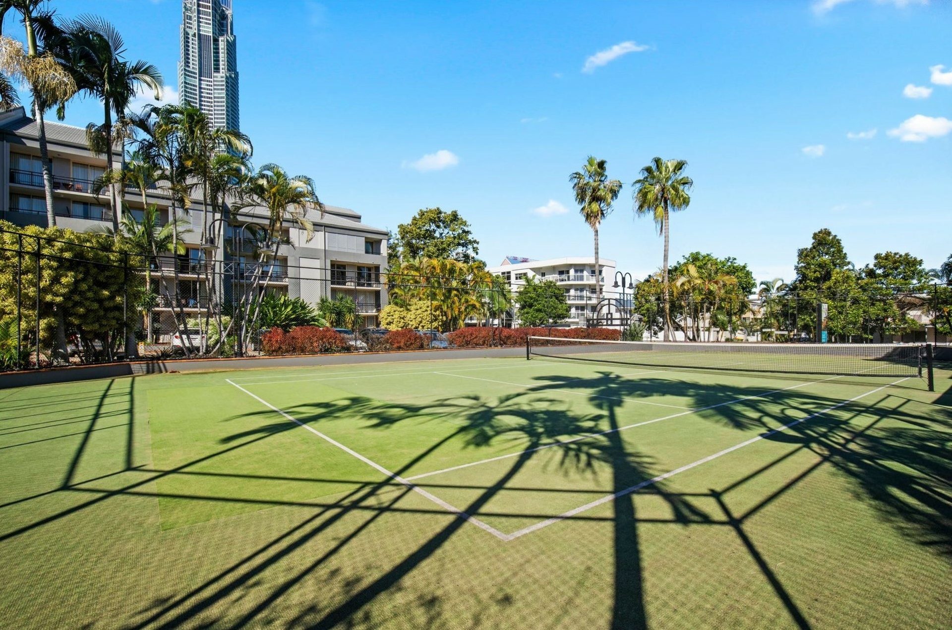 314/1-8 Paradise Island, SURFERS PARADISE