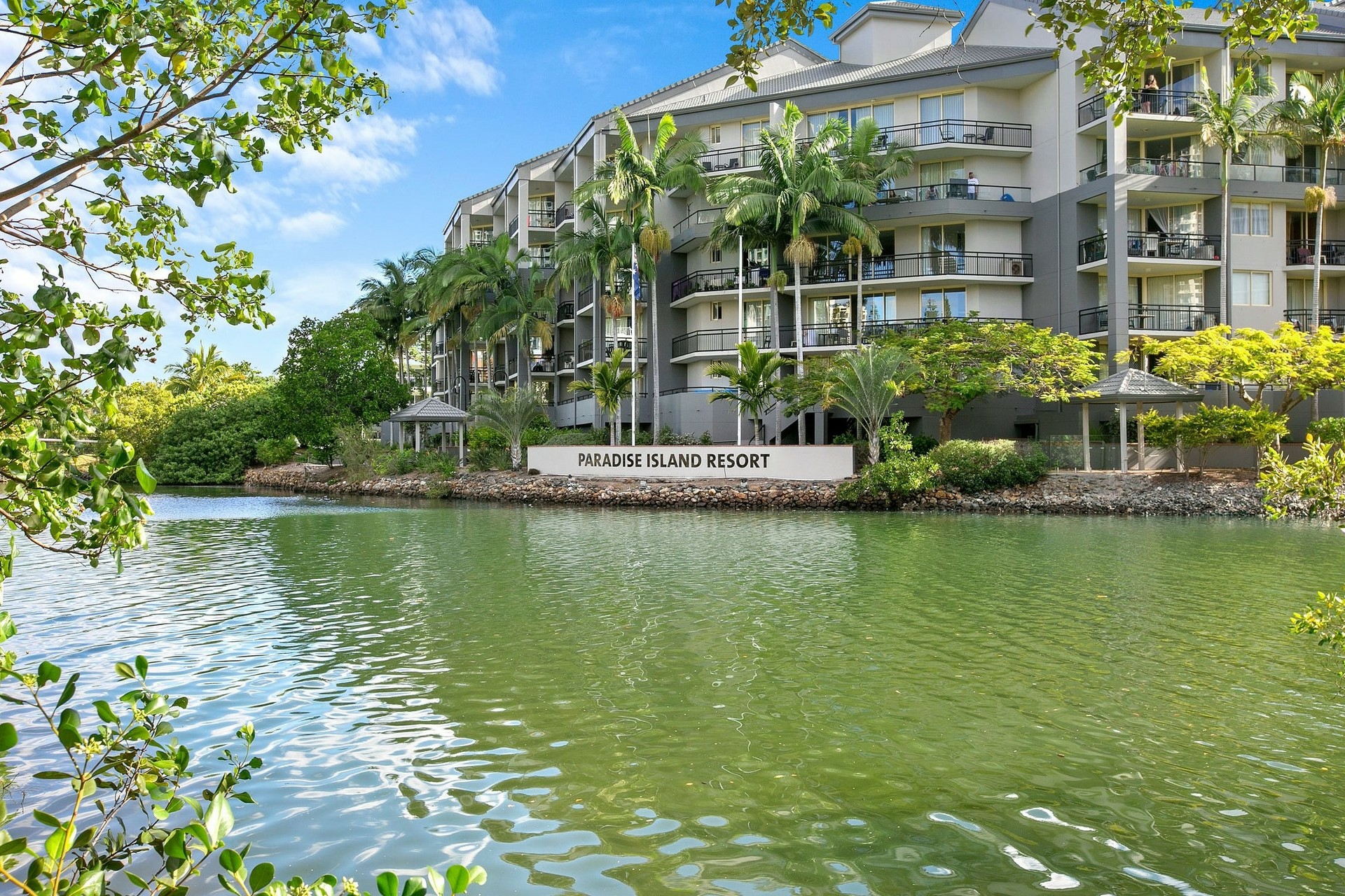 314/1-8 Paradise Island, SURFERS PARADISE
