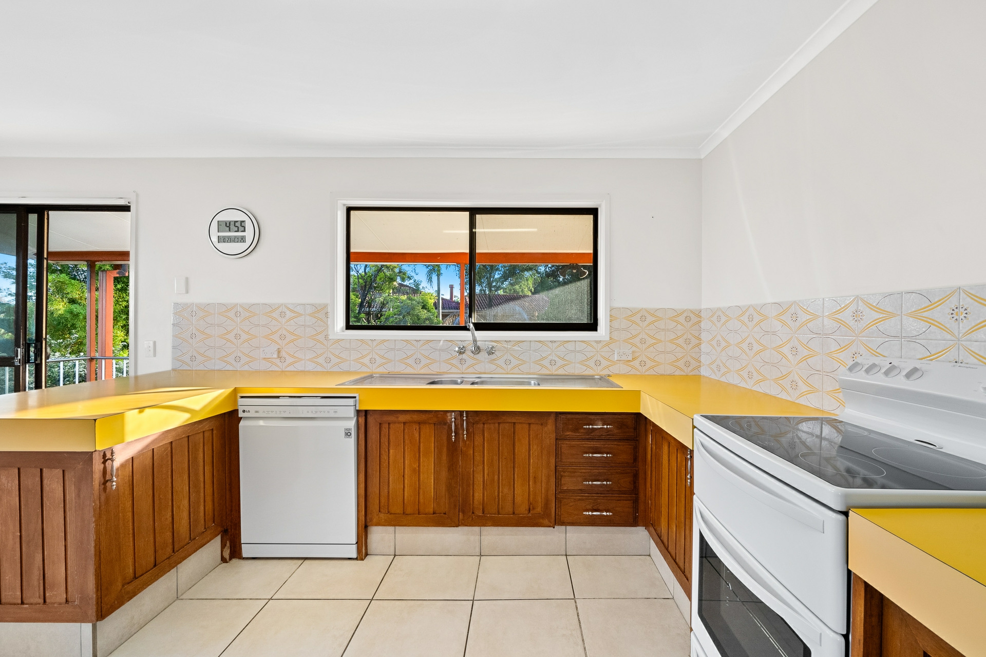 6 Limosa Street, ASHMORE