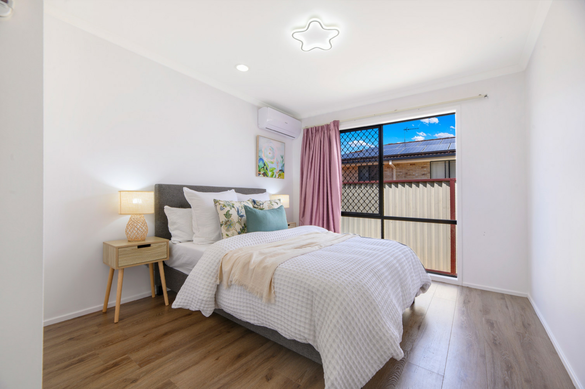 10 Lillywood Circuit, MOLENDINAR