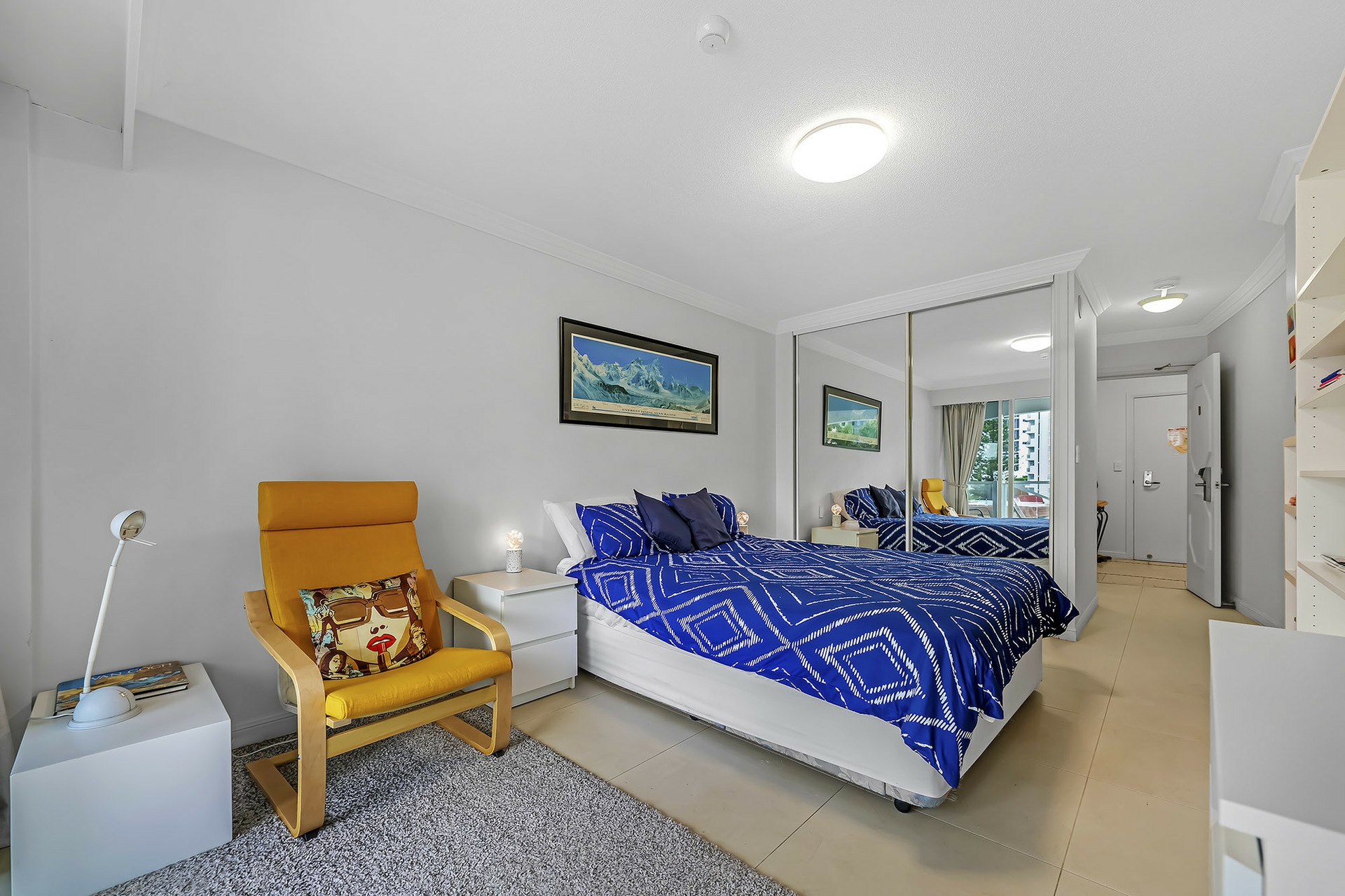 2404/24 Queensland Avenue, BROADBEACH