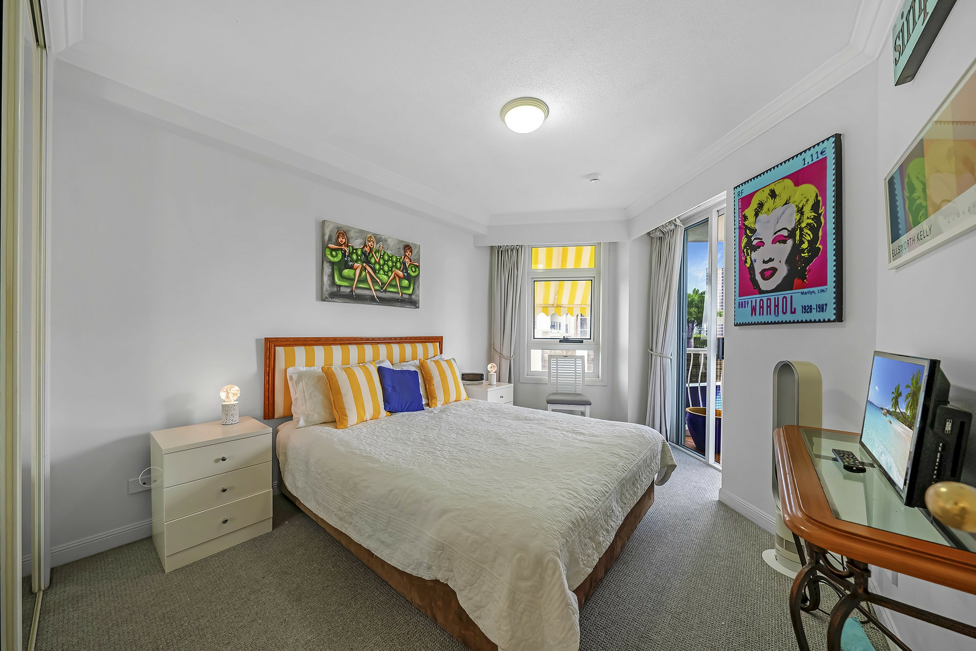 2404/24 Queensland Avenue, BROADBEACH