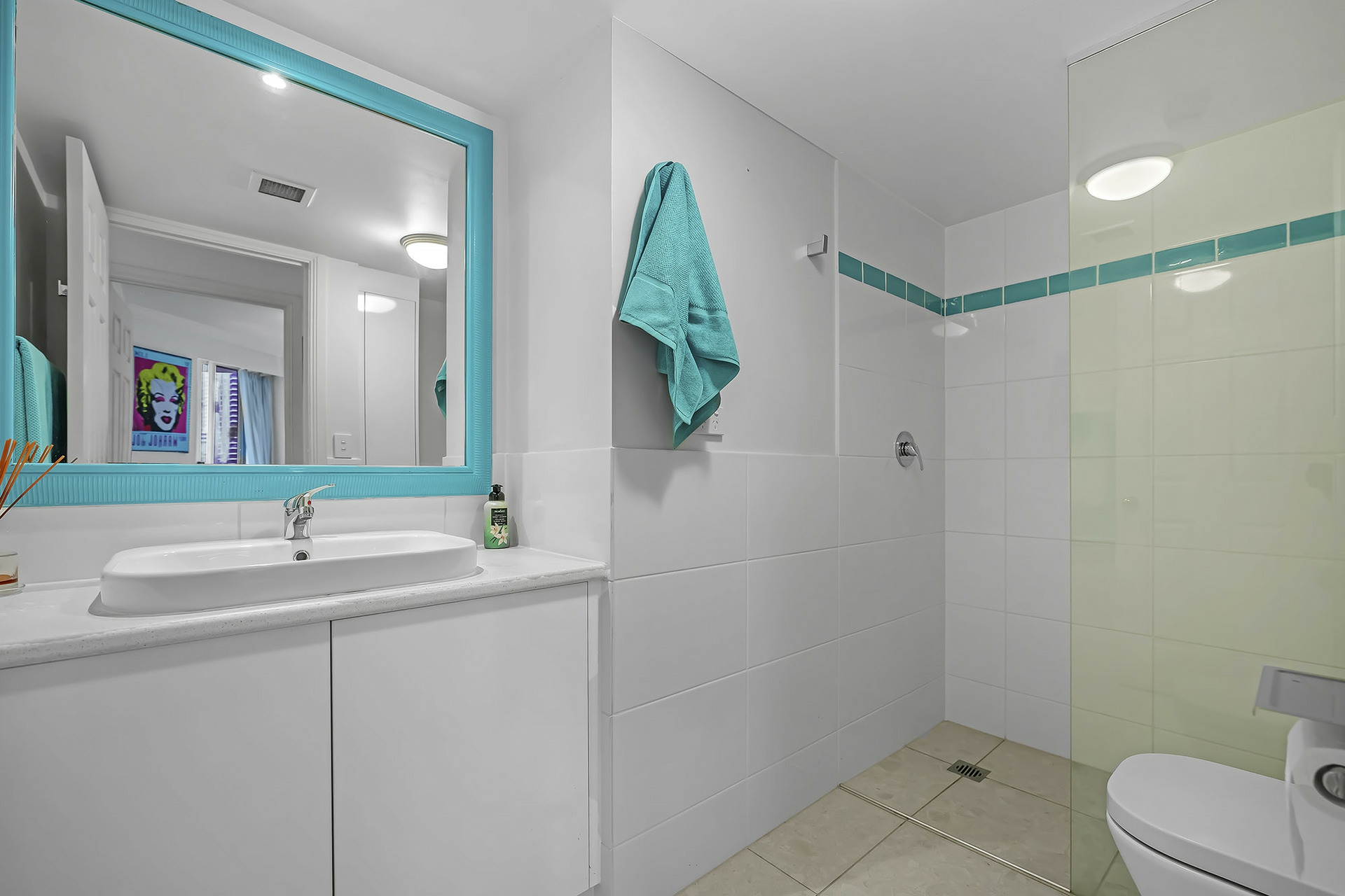 2404/24 Queensland Avenue, BROADBEACH