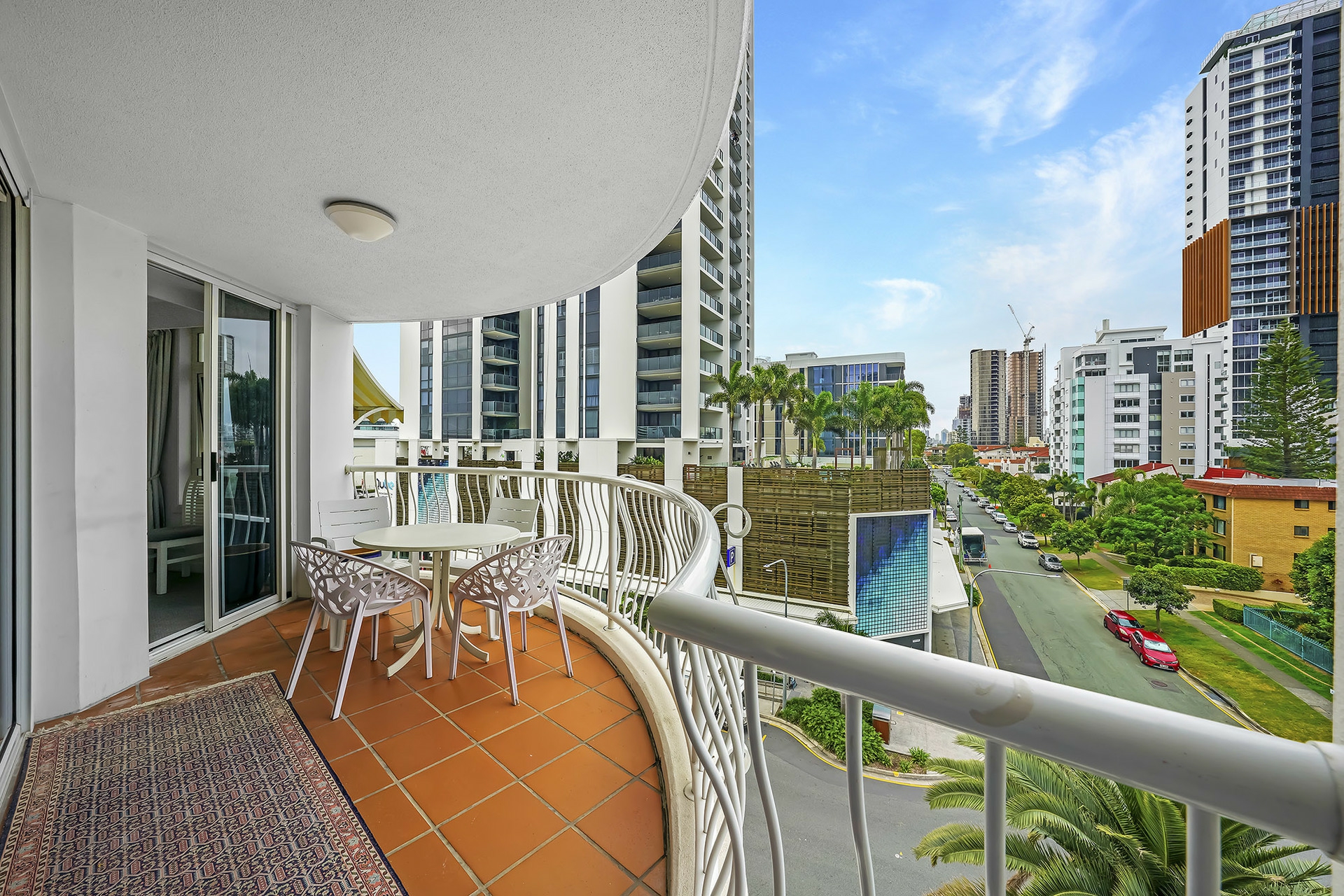 2404/24 Queensland Avenue, BROADBEACH