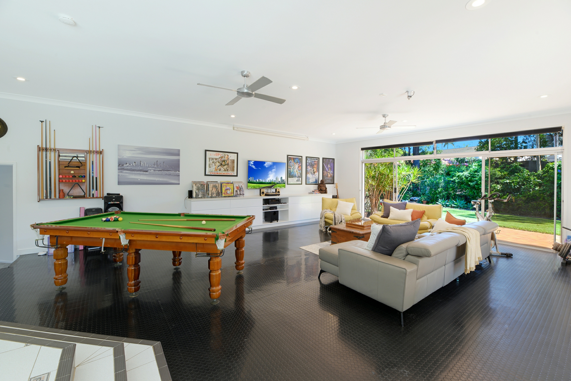 10 Jacana Street, ASHMORE