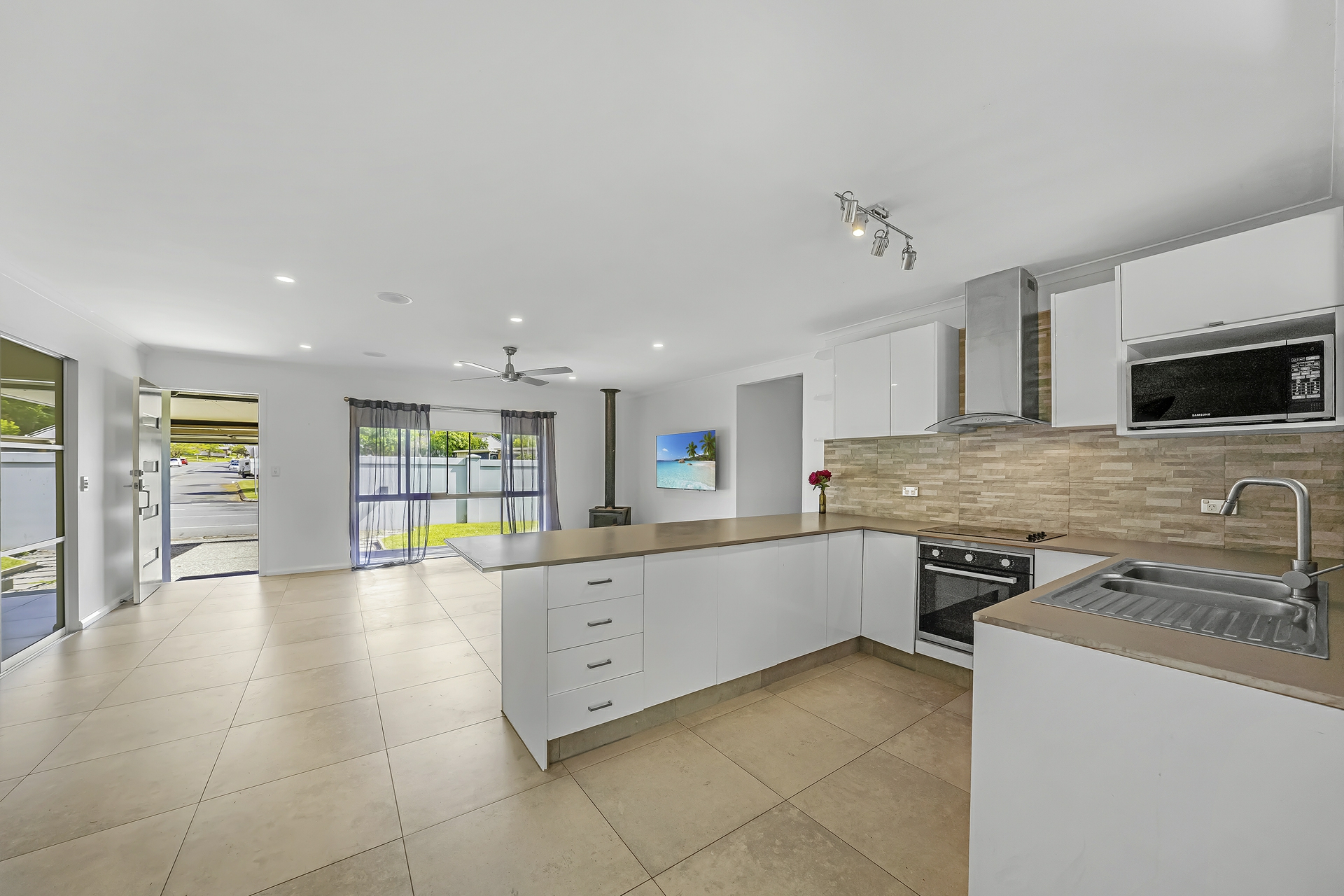 25 Yangoora Crescent, ASHMORE